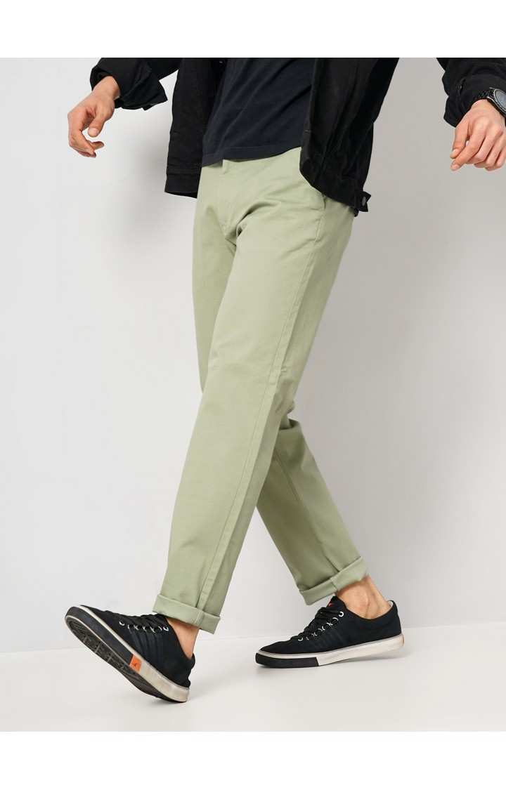 Celio Men Green Solid Slim Fit Cotton Trousers