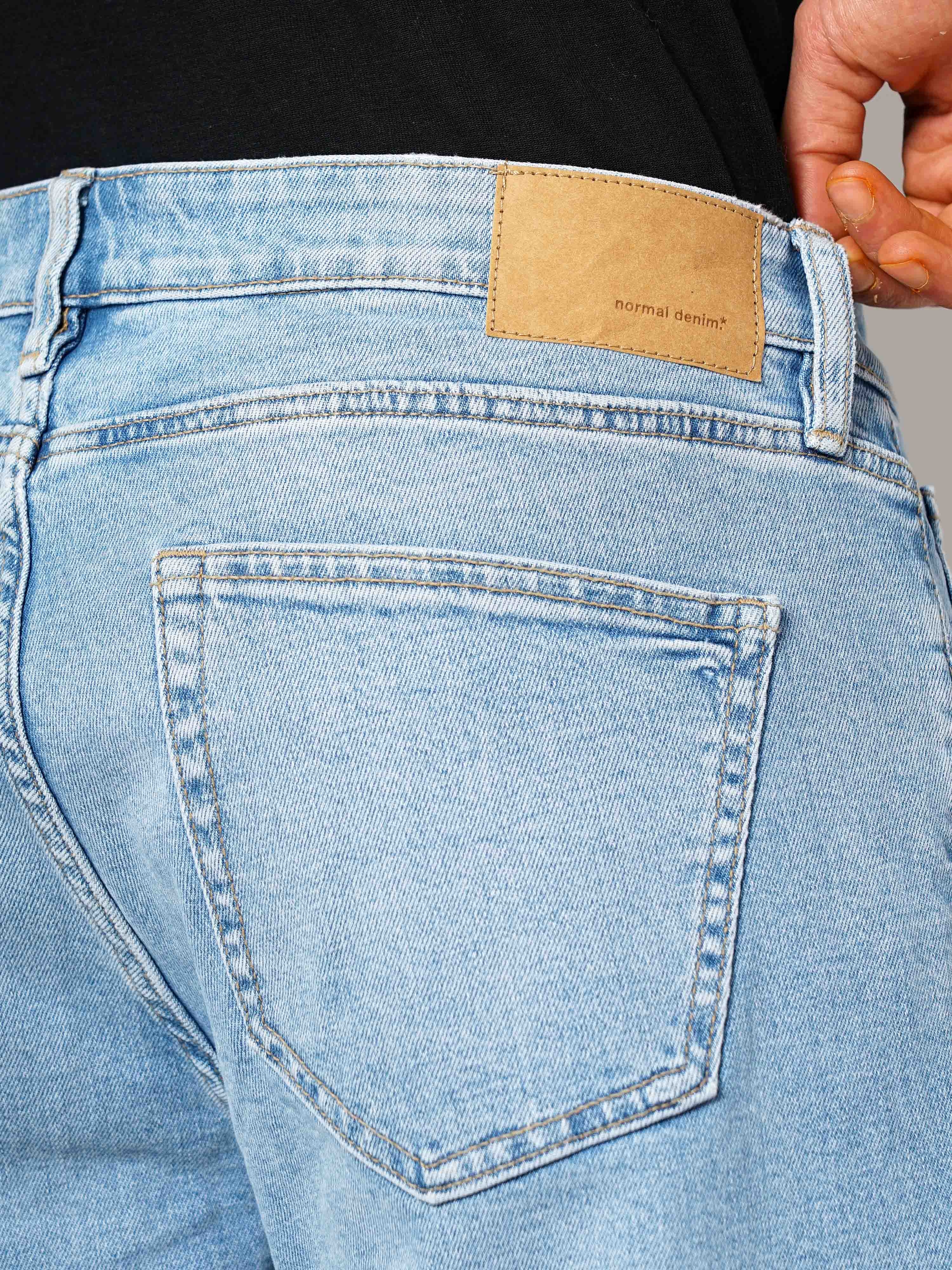 celio | Celio Men Blue Solid Slim Fit Cotton Colored Denim Jeans 7