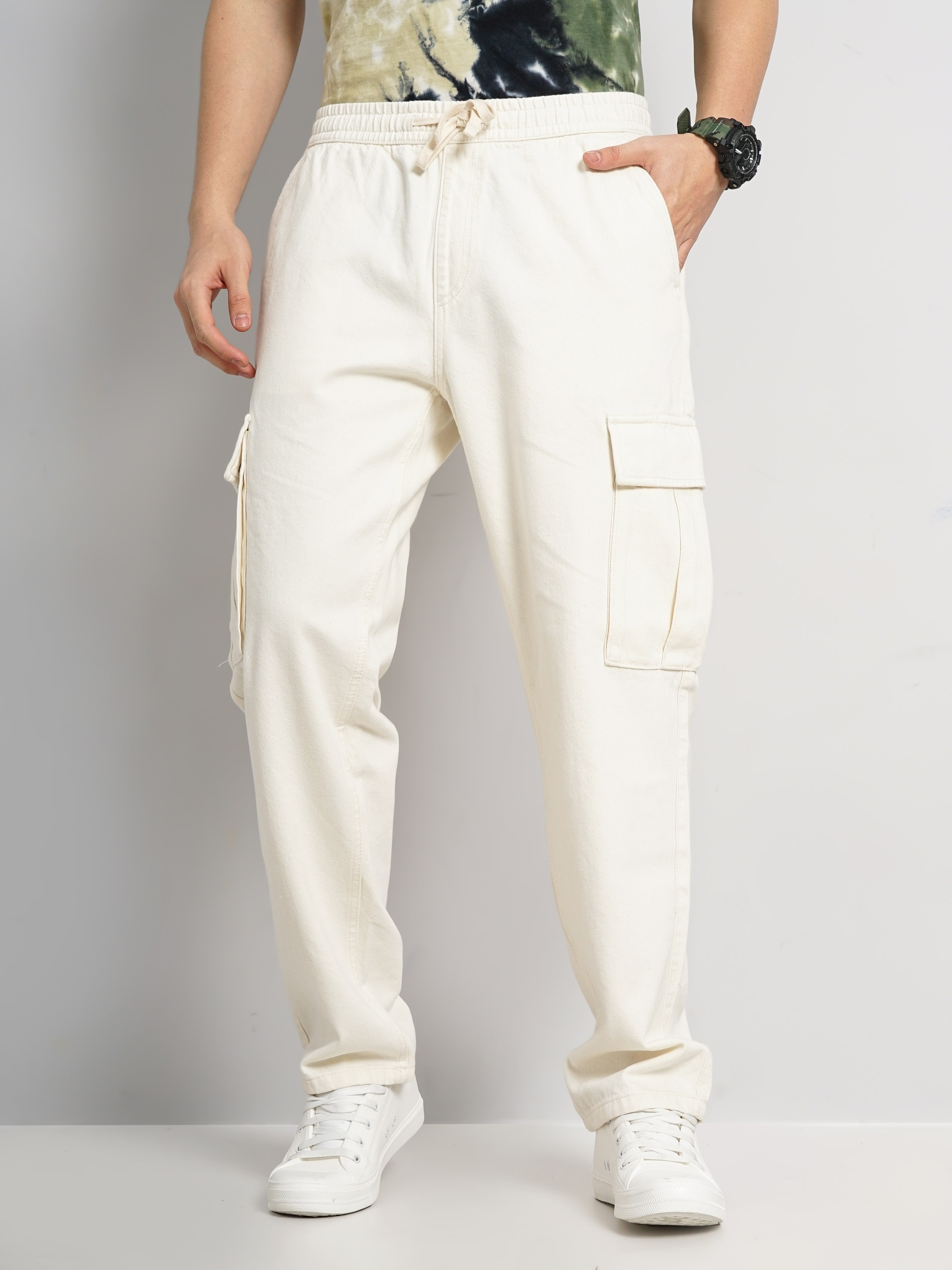 celio | Celio Men Beige Solid Loose Fit Cotton Trendy Cargo Casual Trousers