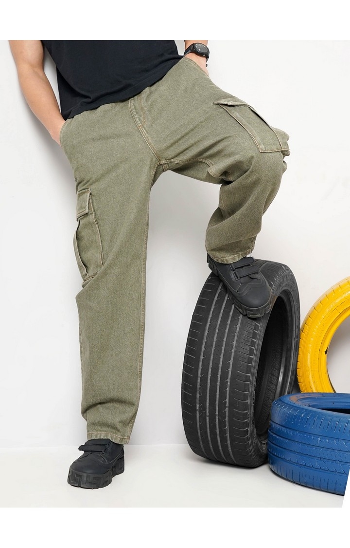 Celio Men Green Solid Loose Fit Cotton Trendy Cargo Casual Trousers