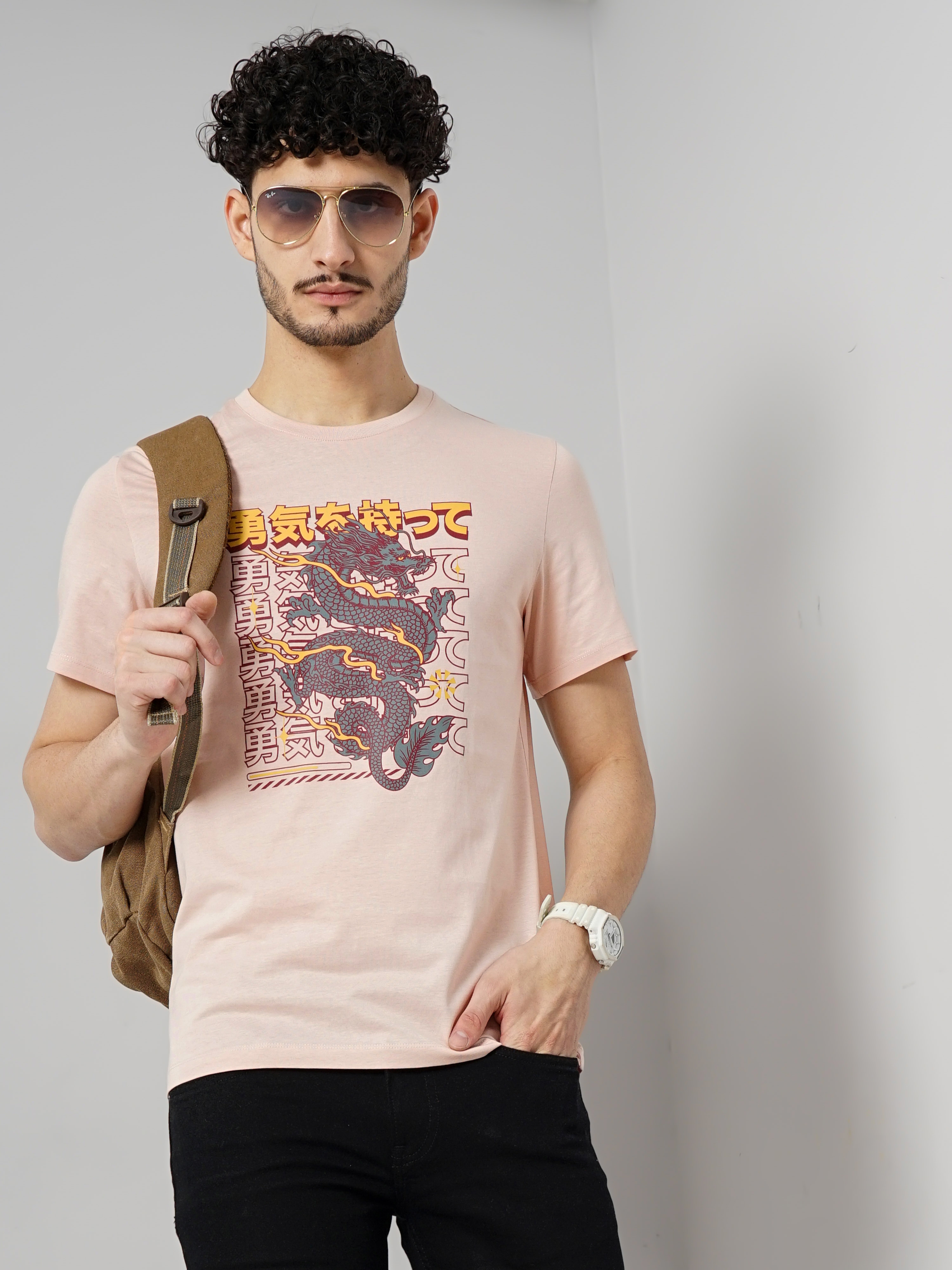 Celio Men Pink Printed Regular Fit Cotton Graphic Tshirt