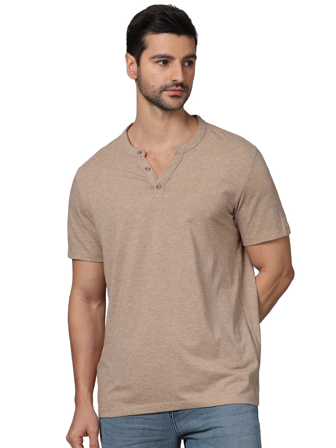 Celio Men Beige Solid Regular Fit Cotton Casual Tshirts