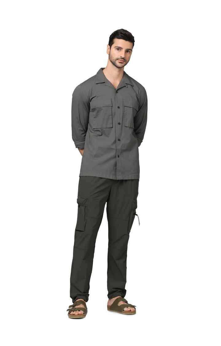 Celio Men Olive Solid Regular Fit Nylon Cargo Trousers