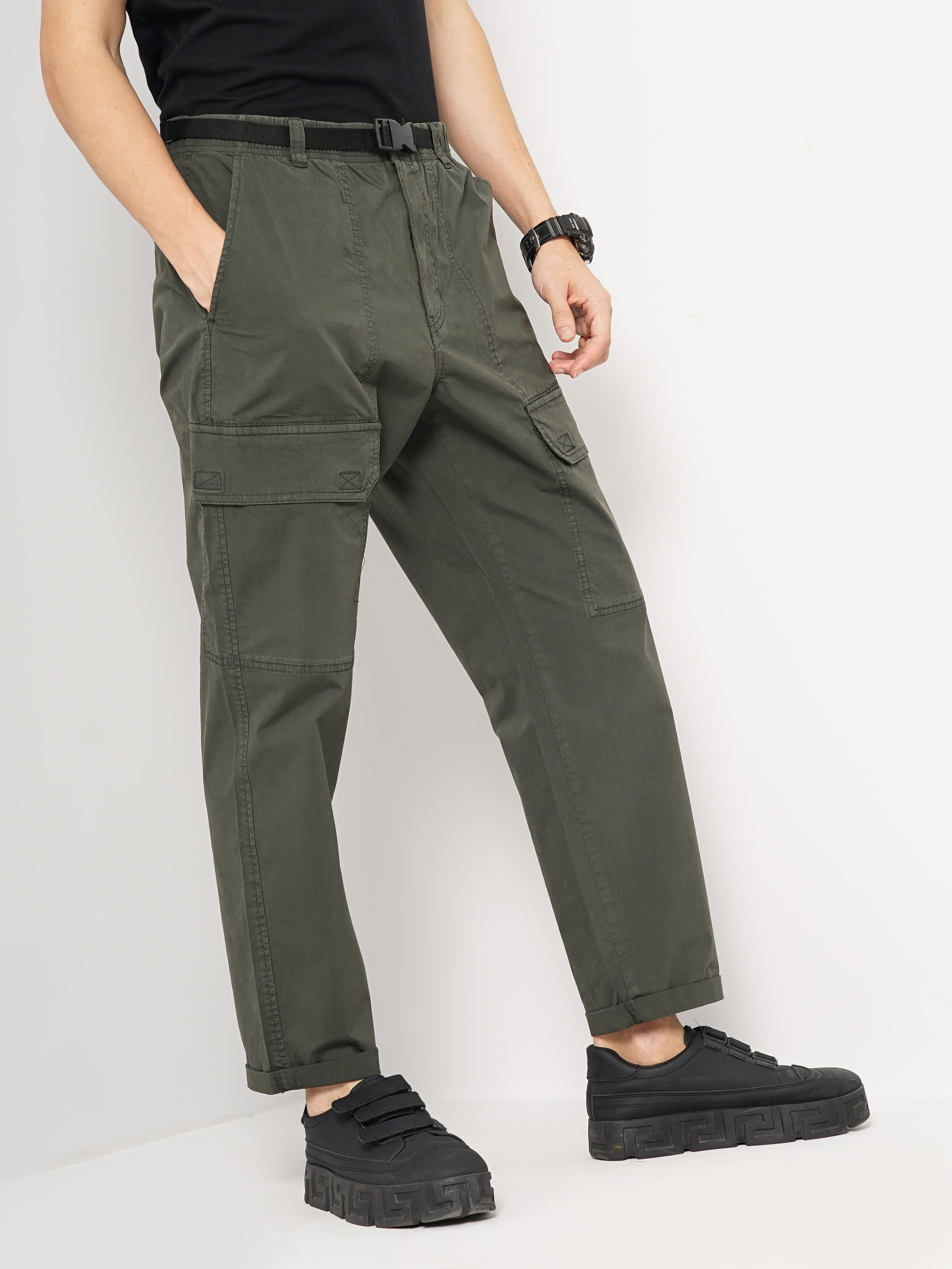 Celio Men Olive Solid Regular Fit Cotton Cargo Trouser