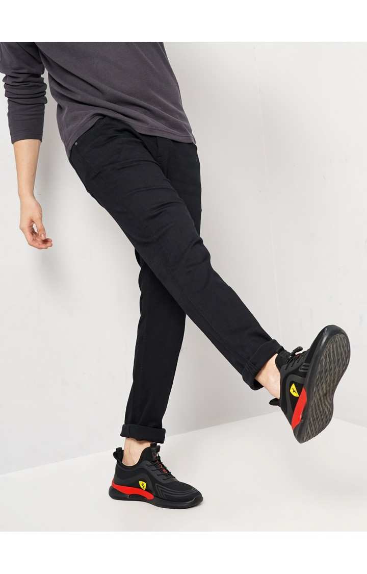 Celio Men Black Solid Slim Fit Cotton Knitted Denim Jeans