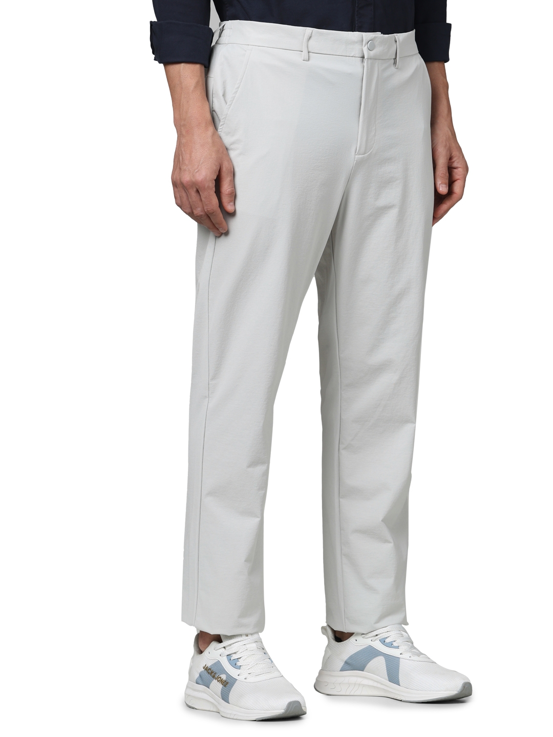Celio Men Grey Solid Slim Fit Nylon Casual Trousers