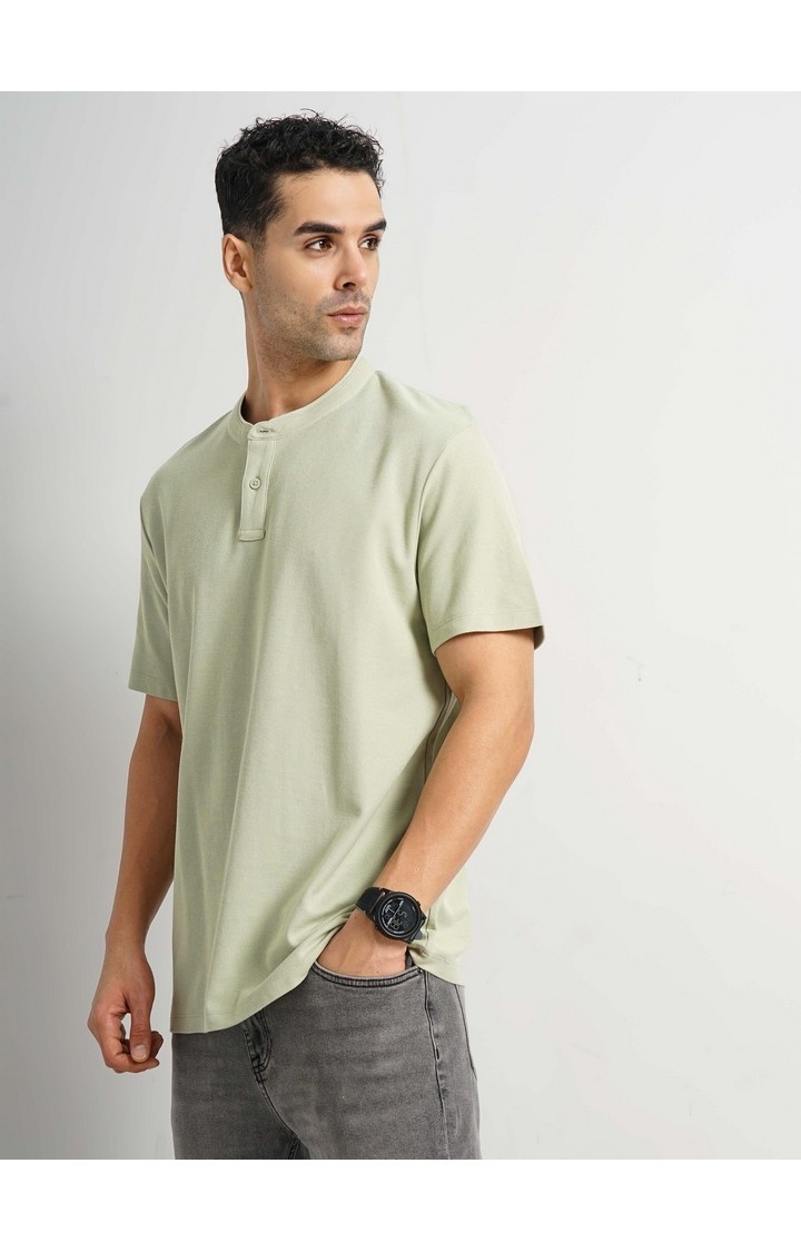 Celio Men Green Solid Regular Fit Cotton Tshirts