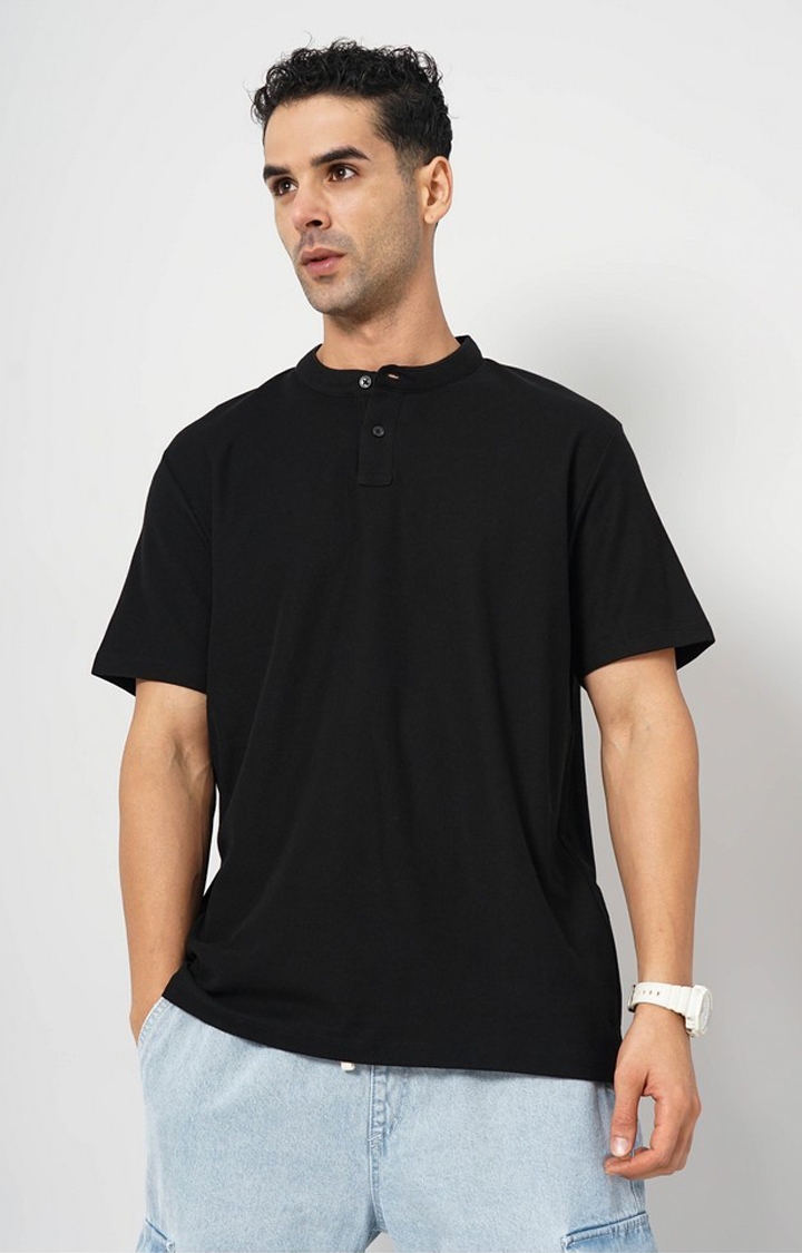Celio Men Black Solid Regular Fit Cotton Tshirts