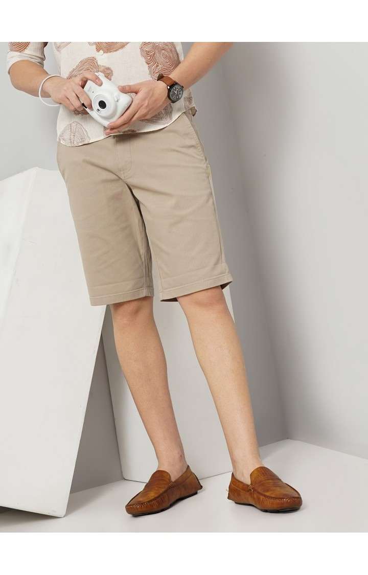 Celio Men Beige Solid Loose Fit Cotton Chinos Casual Short