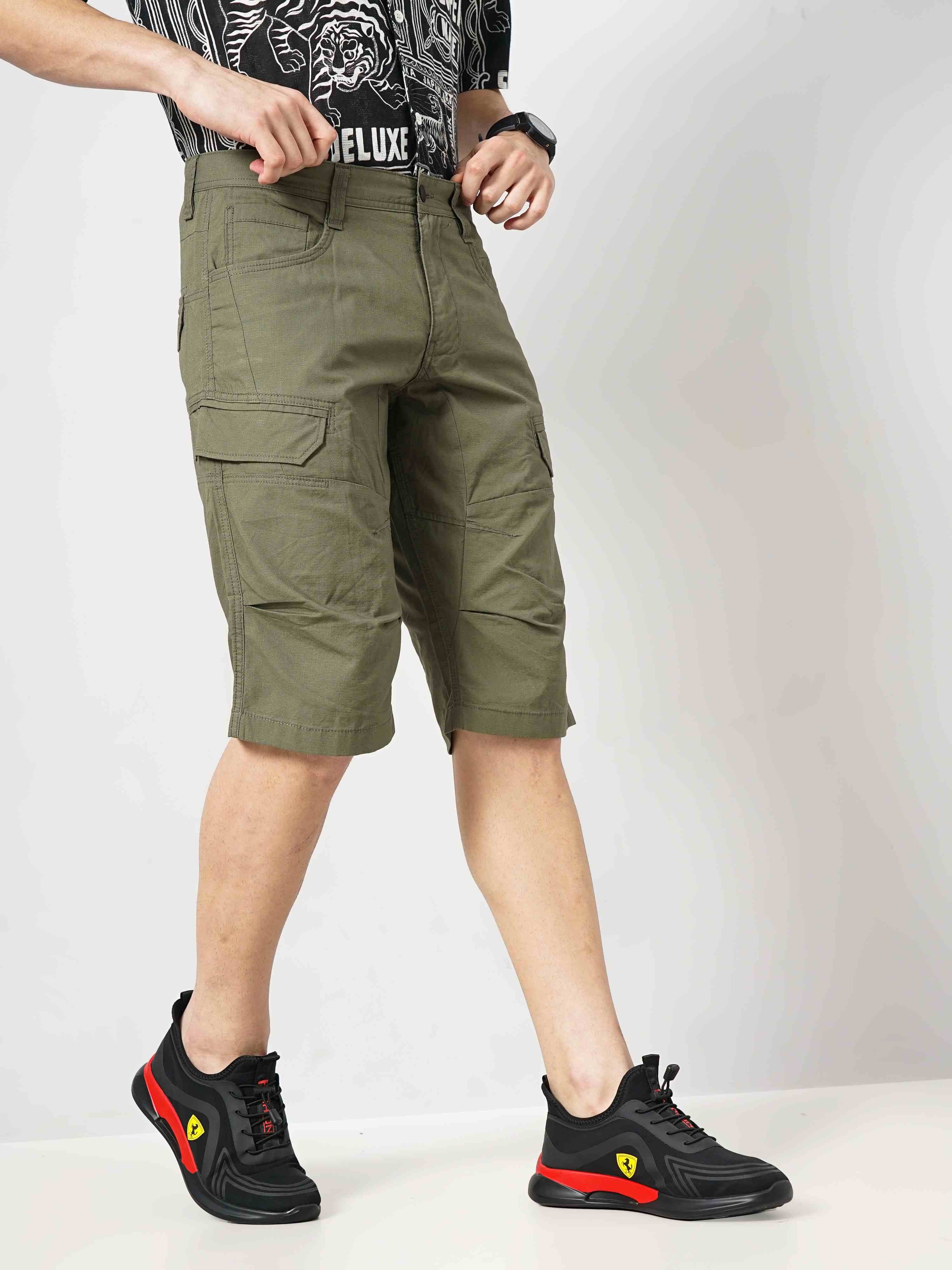 Celio Men Khaki Solid Loose Fit Cotton Ribs Top Cargo Casual Short