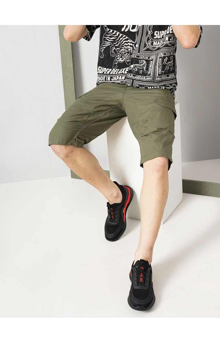 Celio Men Khaki Solid Loose Fit Cotton Ribs Top Cargo Casual Short