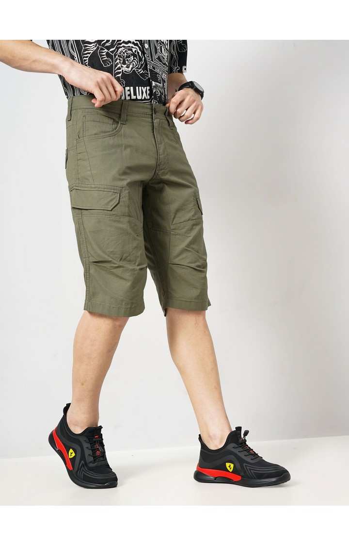Celio Men Khaki Solid Loose Fit Cotton Ribs Top Cargo Casual Short