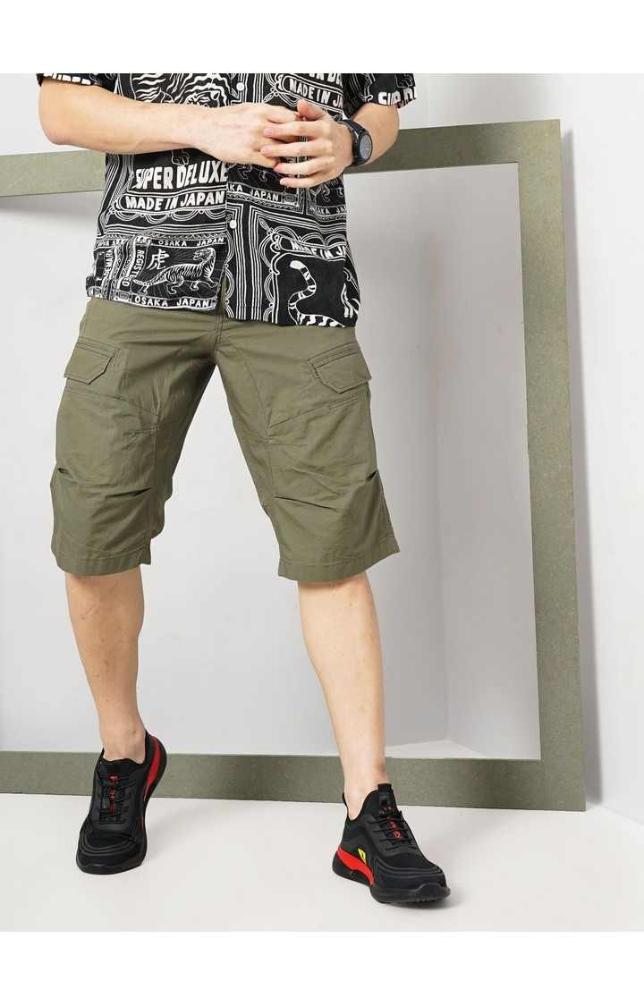 Celio Men Khaki Solid Loose Fit Cotton Ribs Top Cargo Casual Short