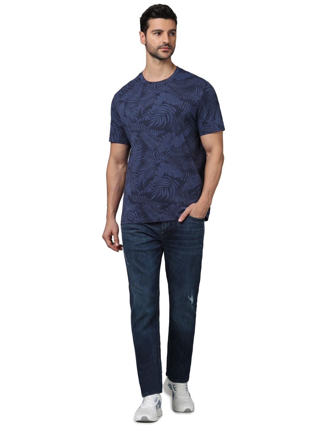 Celio Men Navy Blue Regular Fit Cotton All Over Print Tshirts