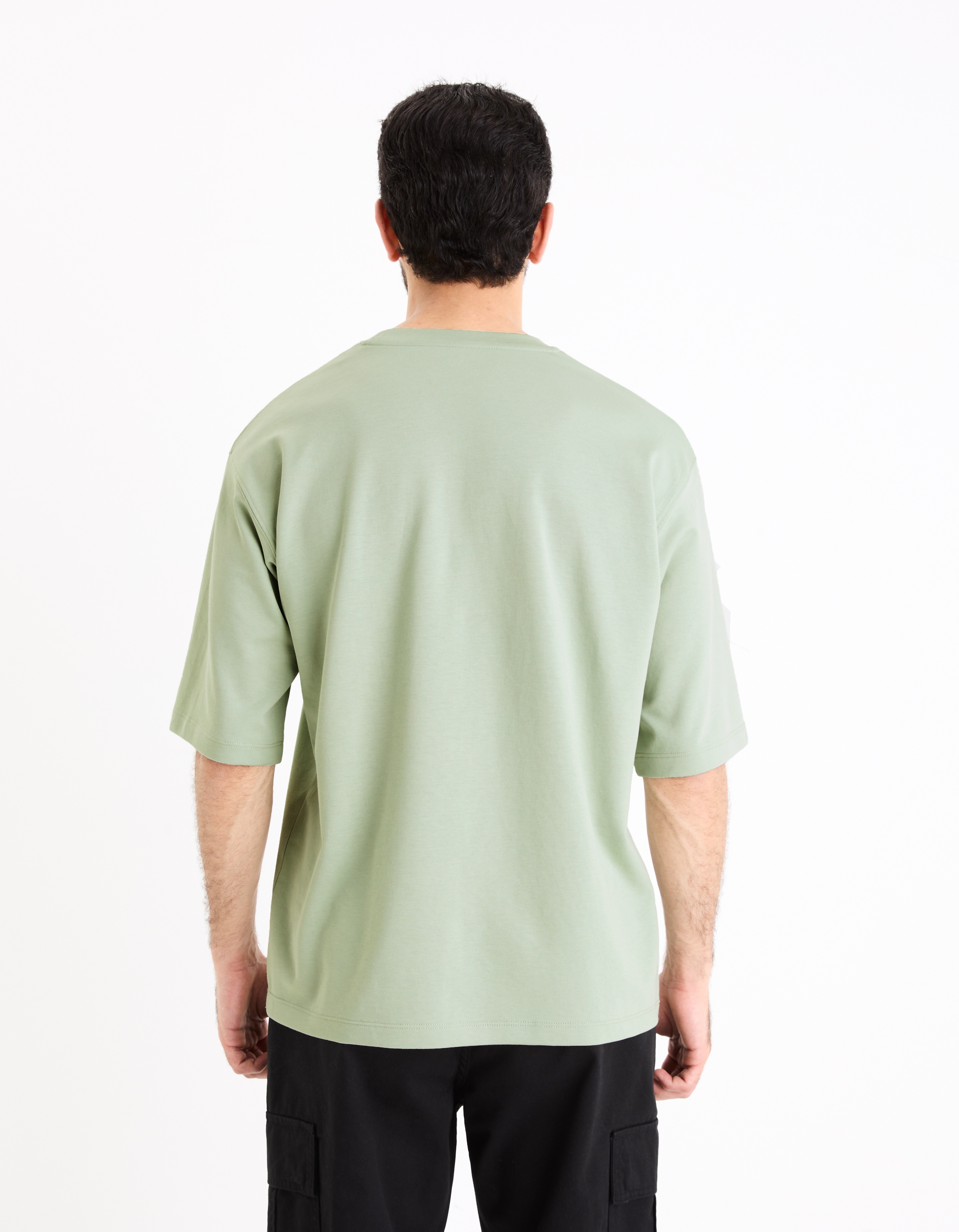 Celio Men Green Solid Boxy Cotton Oversized Tshirt