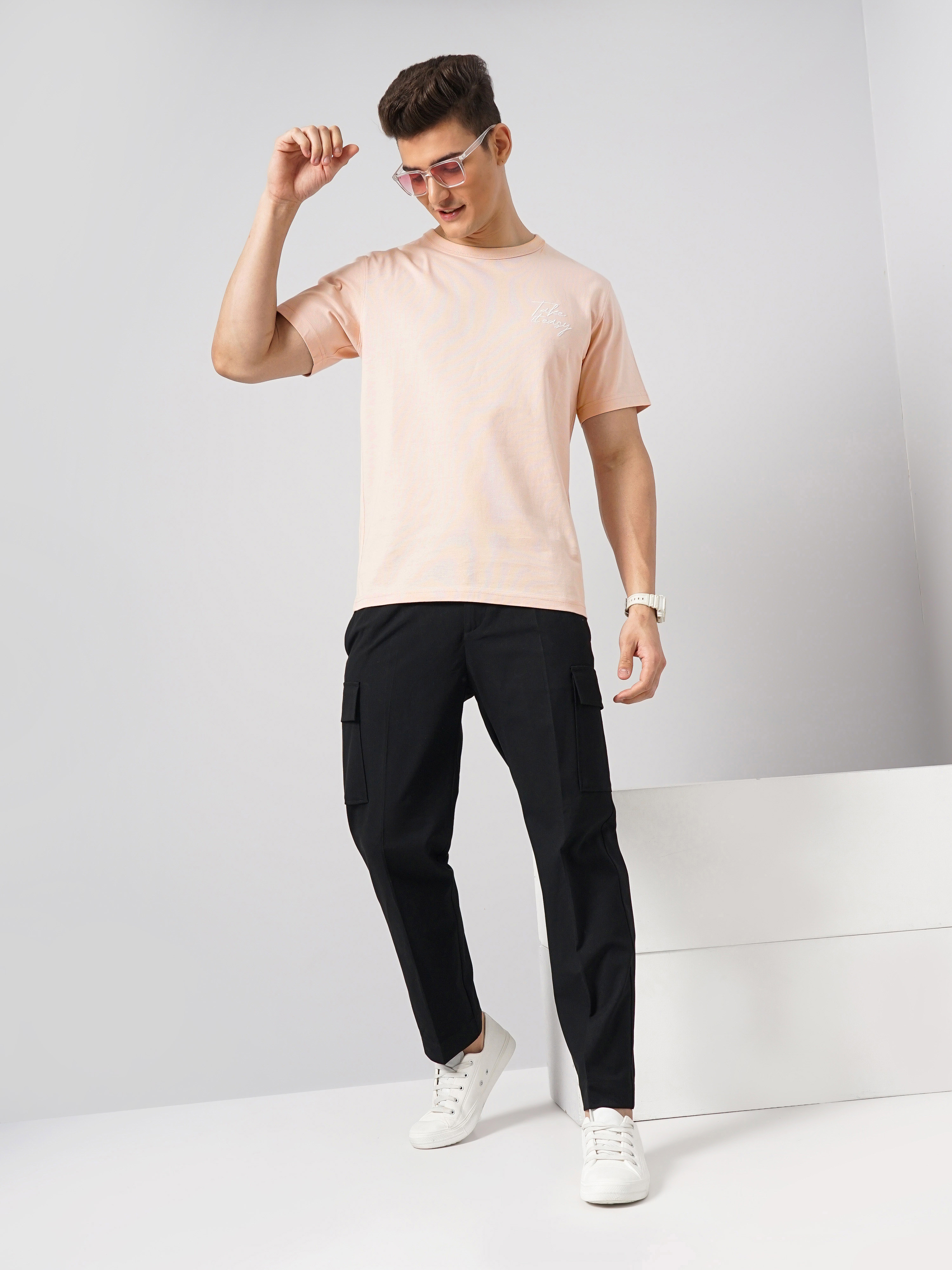 Celio Men Pink Solid Regular Fit Cotton Casual Tshirts