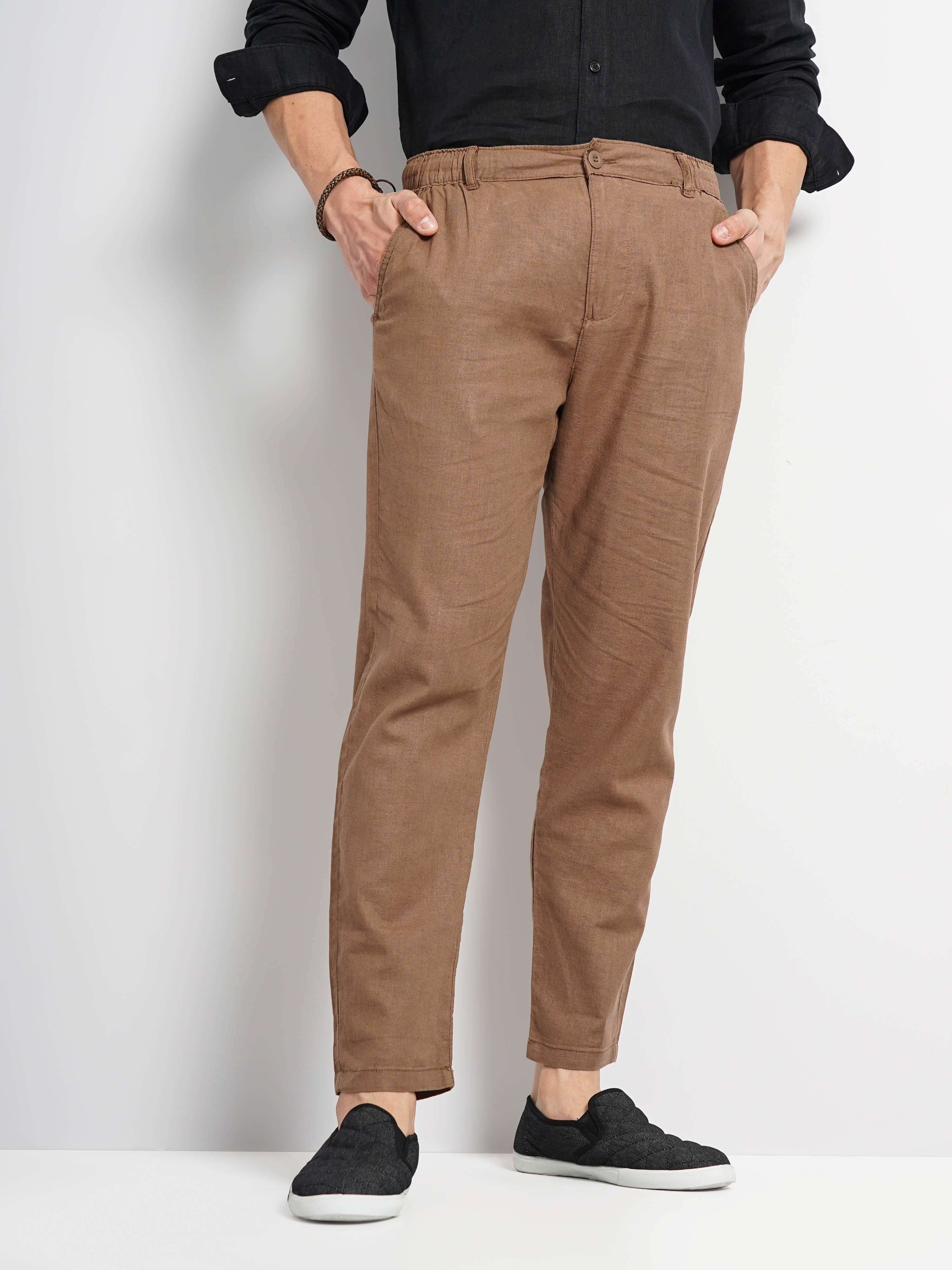 celio | Celio Men Brown Solid Regular Fit Linen Trousers