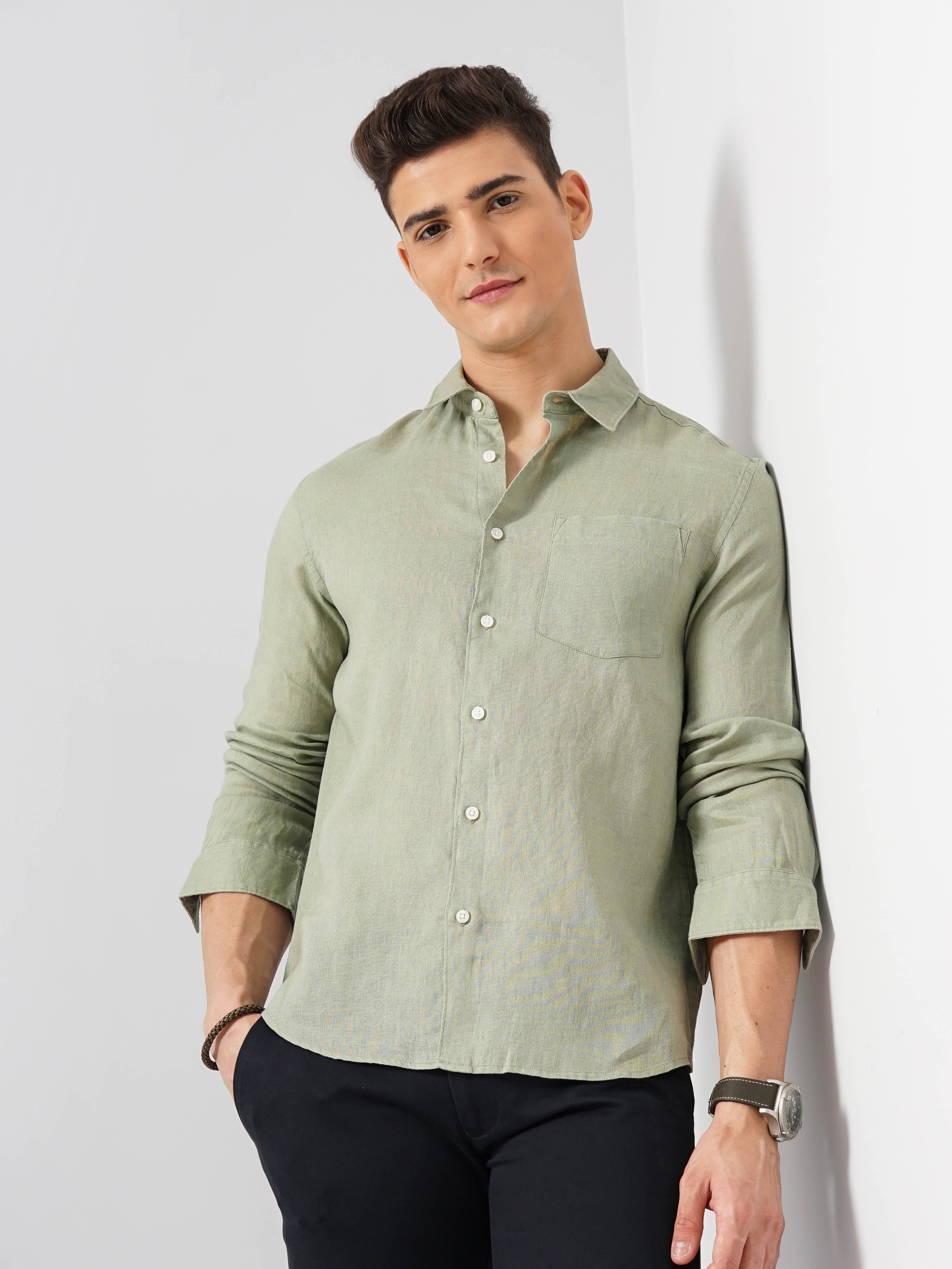 celio | Celio Men Green Solid Regular Fit Linen Shirt