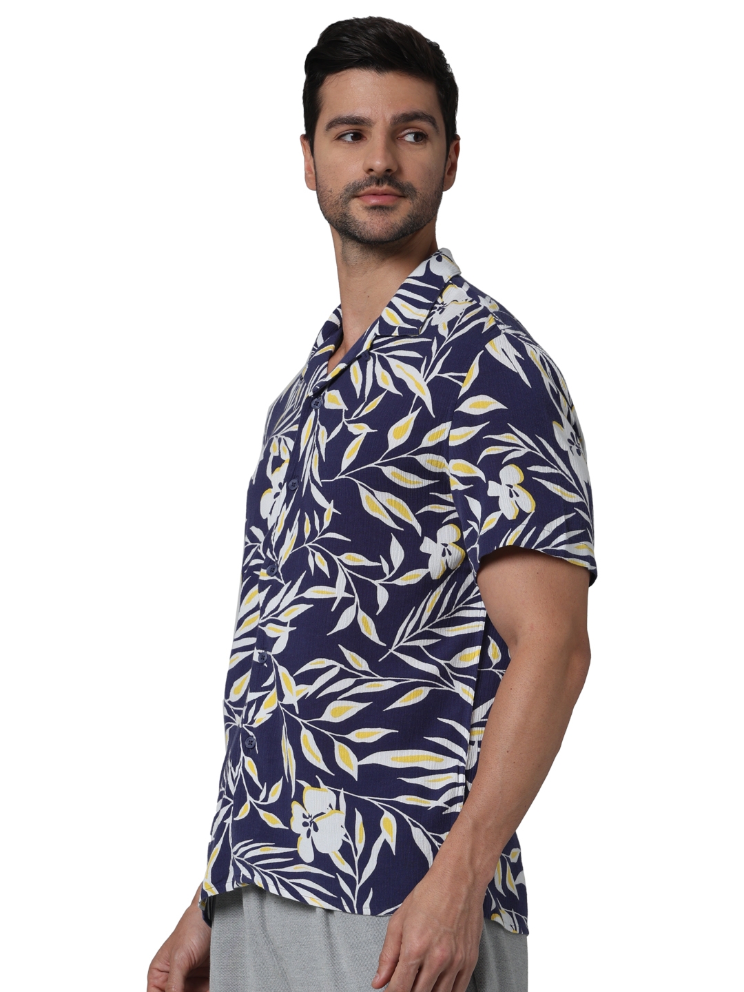 Celio Men Navy Blue Printed Regular Fit Viscose Rayon Soft Touch Casual Shirt