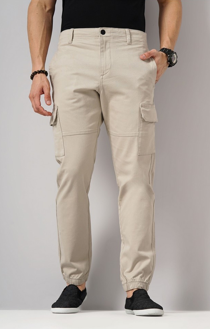 Celio Men Beige Solid Slim Fit Cotton Cargo Trousers