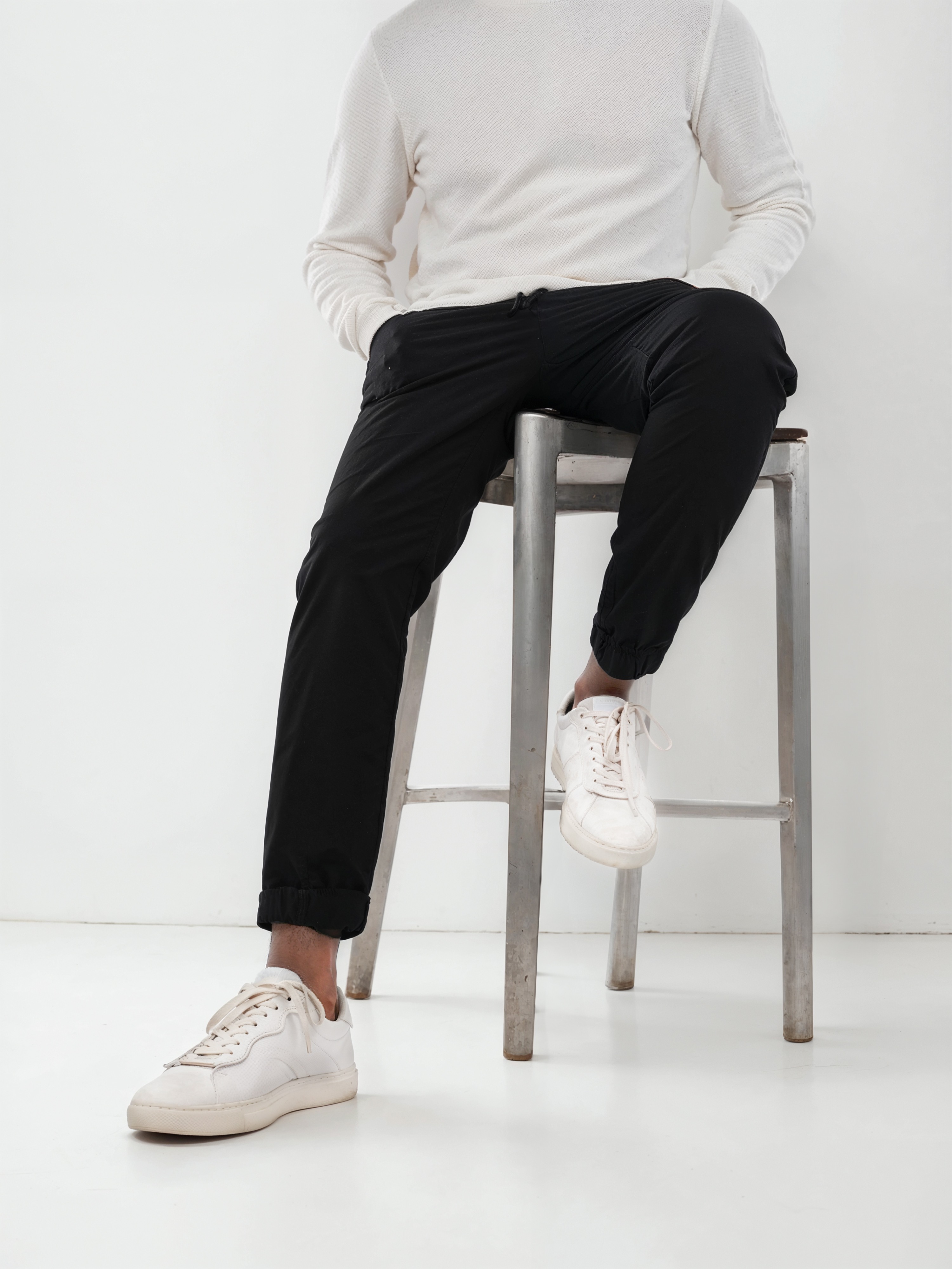 Celio Men Black Solid Loose Fit Cotton Jog Pant
