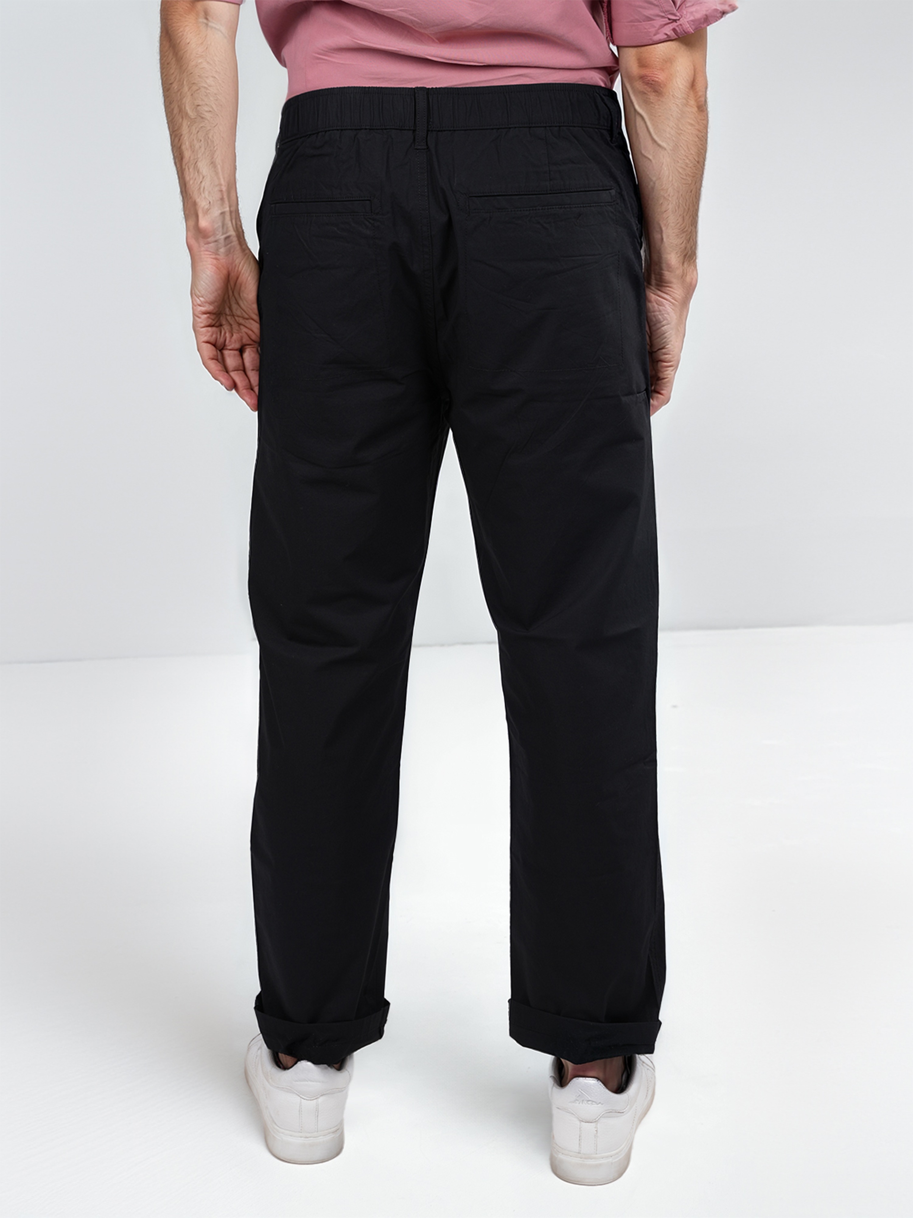 Celio Men Black Solid Regular Fit Cotton Cargo Trousers