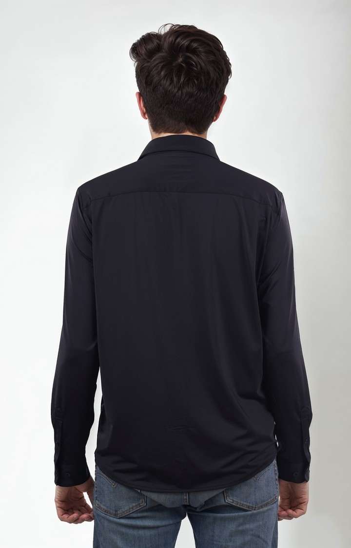 Celio Men Black Solid Regular Fit Nylon Knit Shirts