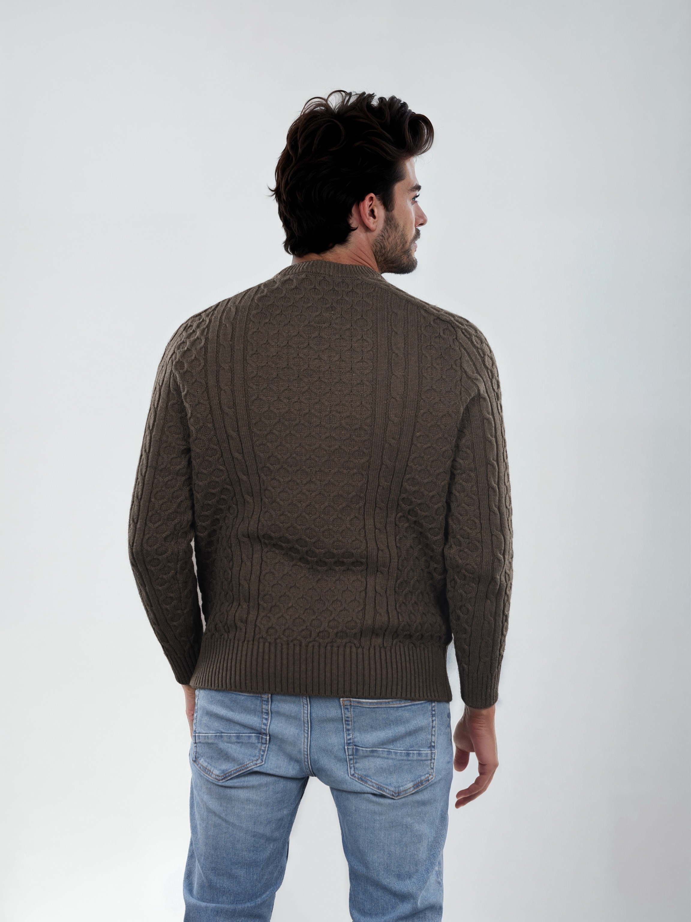 Celio Men Olive Solid Regular Cotton Sweater