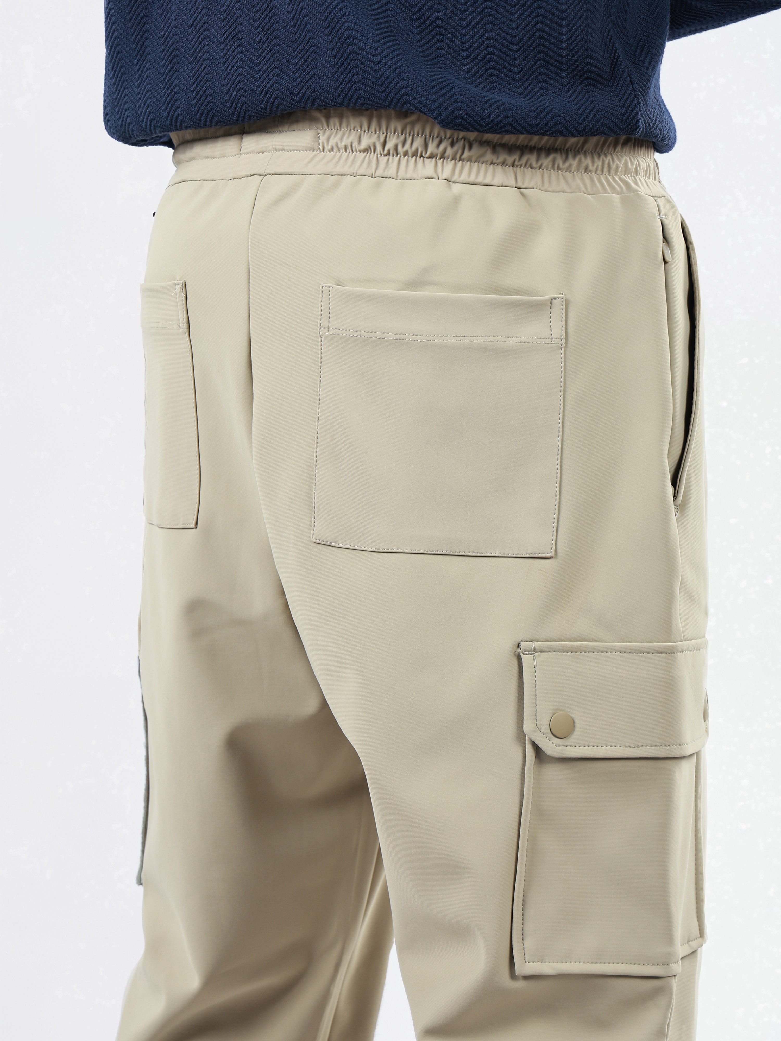 Celio Men Beige Solid Slim Fit Nylon Cargo Trouser