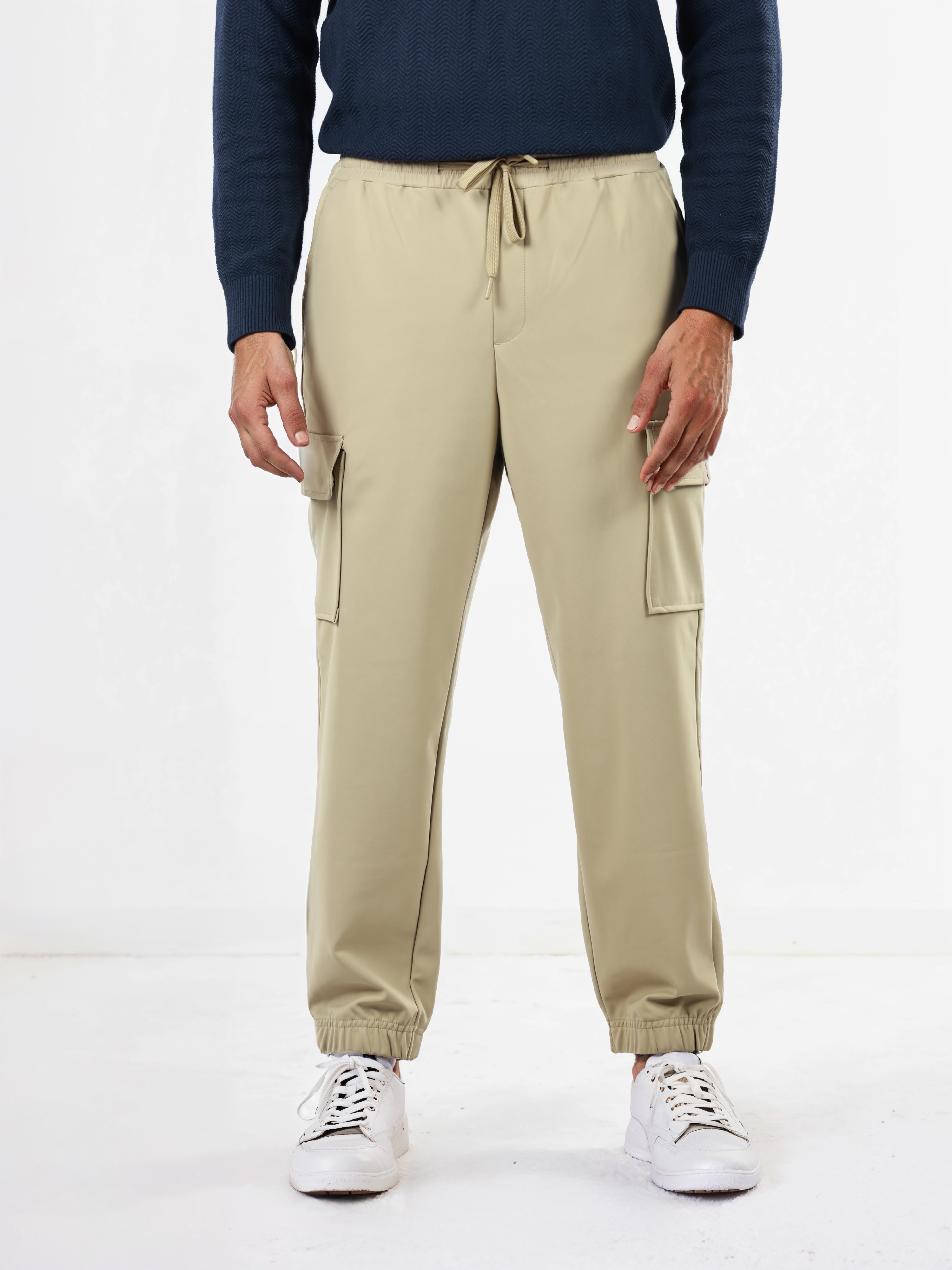 Celio Men Beige Solid Slim Fit Nylon Cargo Trouser