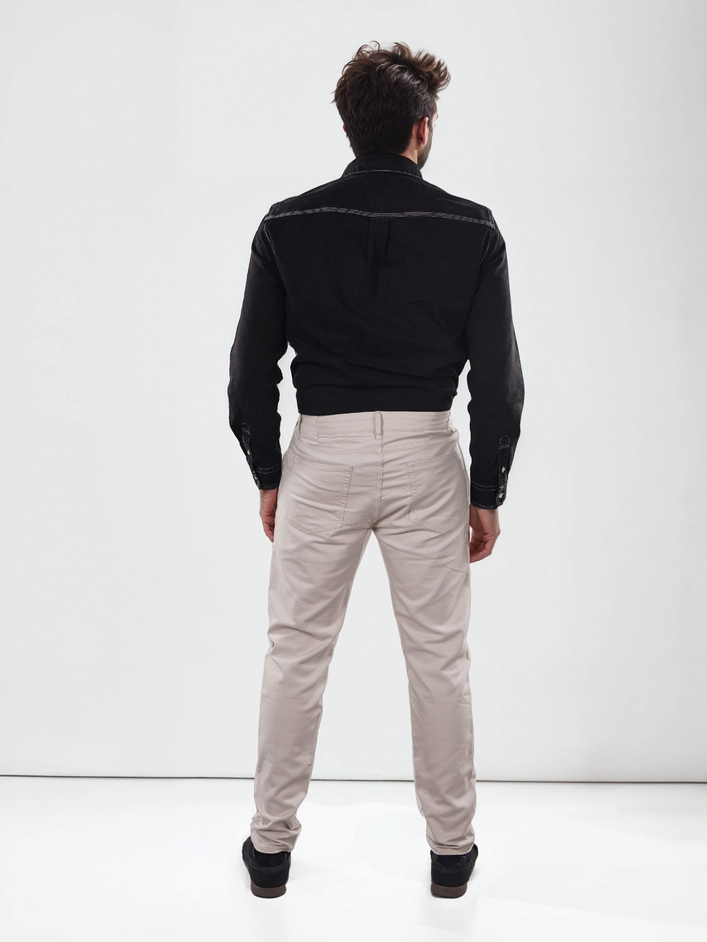 Celio Men Beige Solid Slim Fit Cotton Colored Trousers