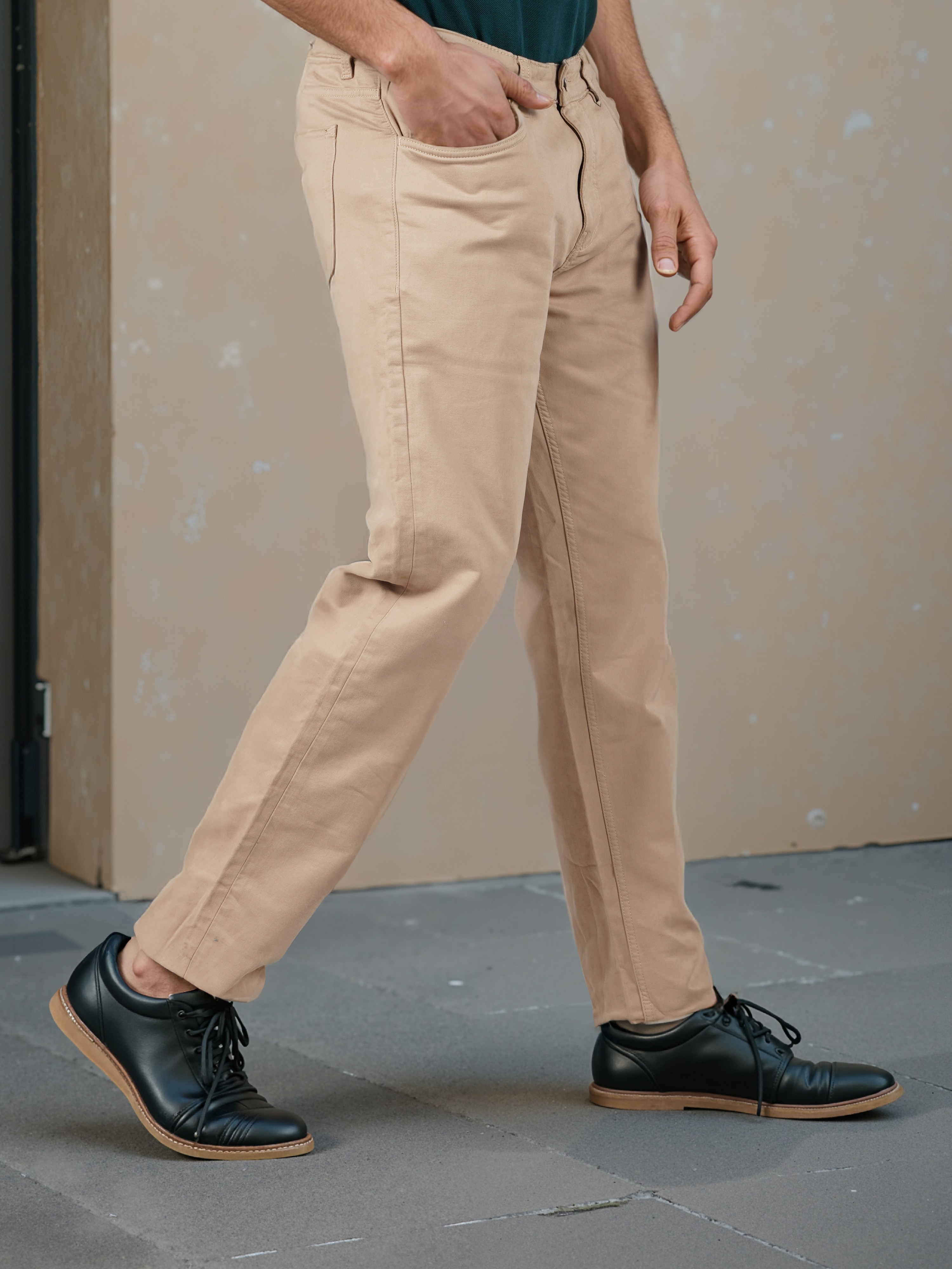 Celio Men Beige Solid Slim Fit Cotton Fashion Trouser