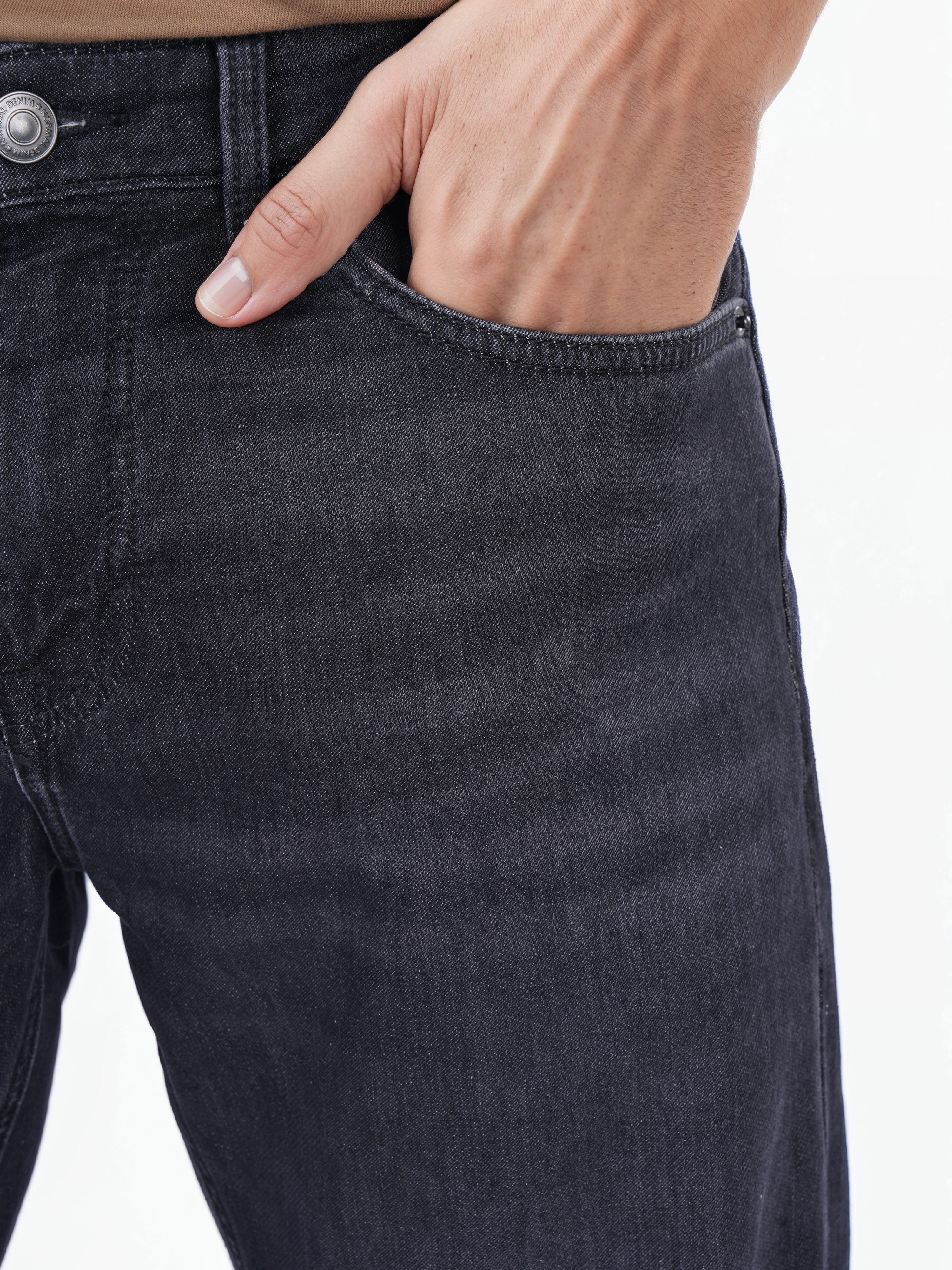 Celio Men Grey Solid Regular Fit Polyester-Blend Jeans