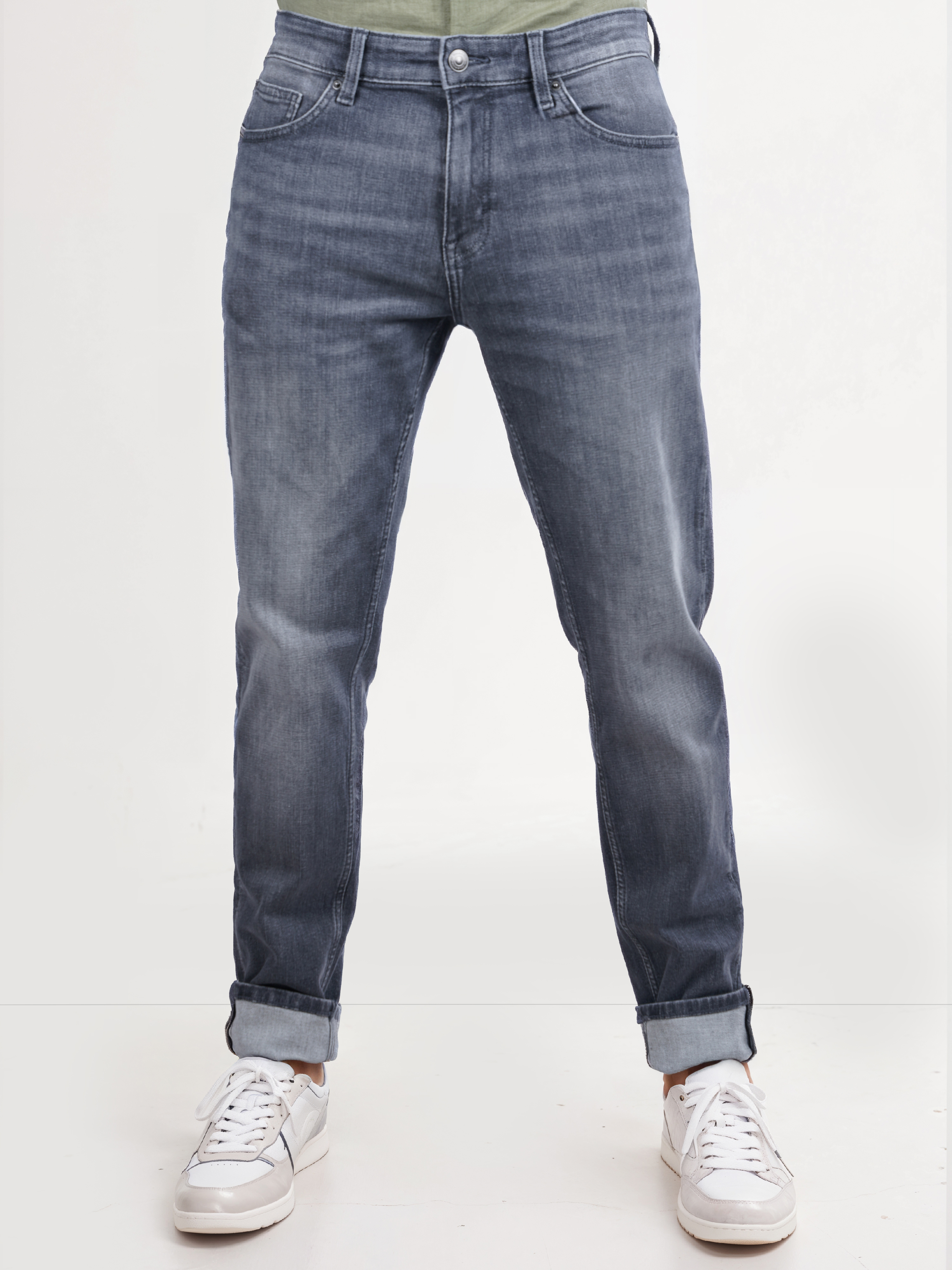 Celio Men Grey Solid Slim Fit Button and Zip Cotton Jeans