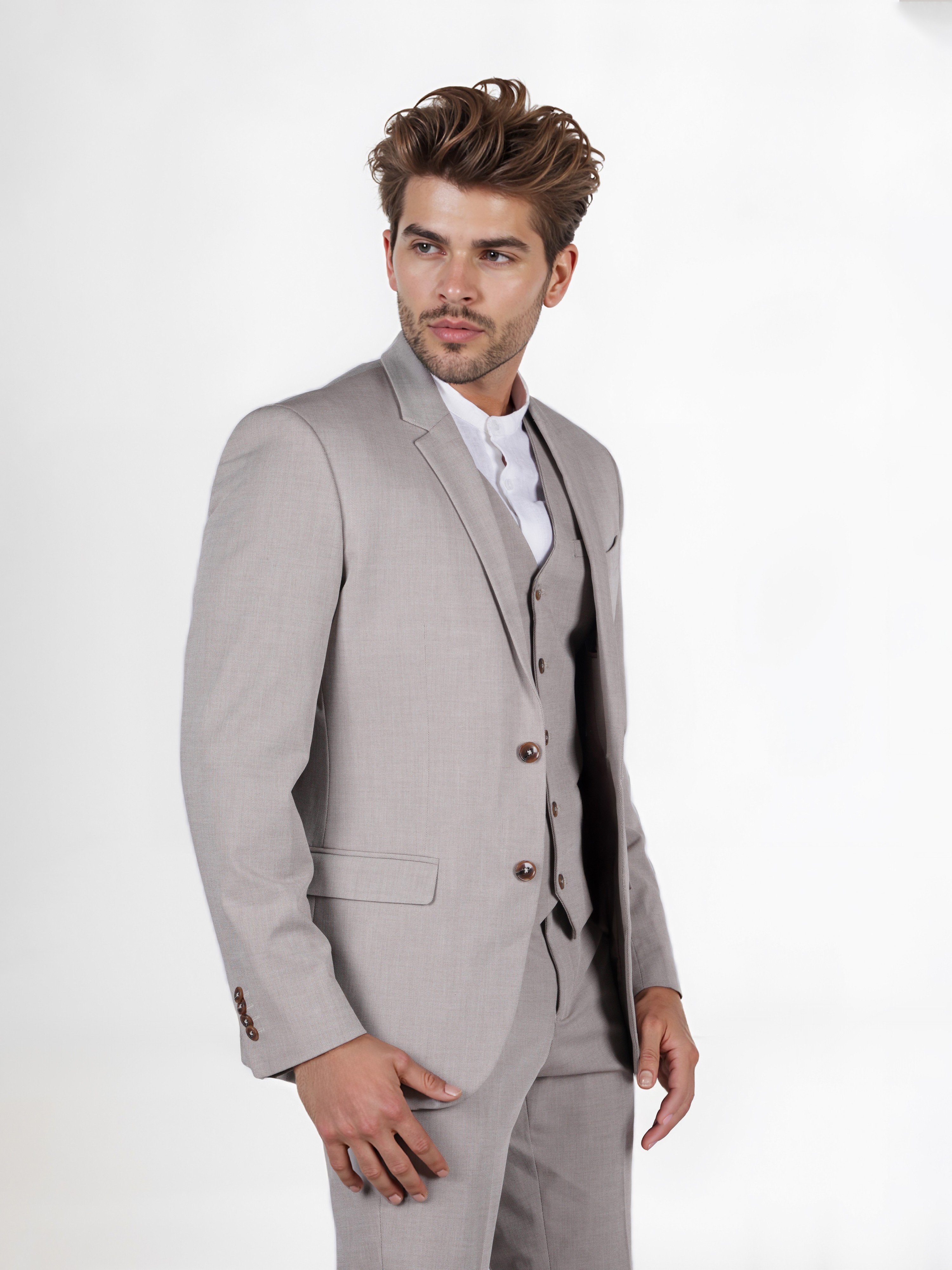 Celio Men Beige Solid Regular Fit Viscose Rayon Formal Blazer