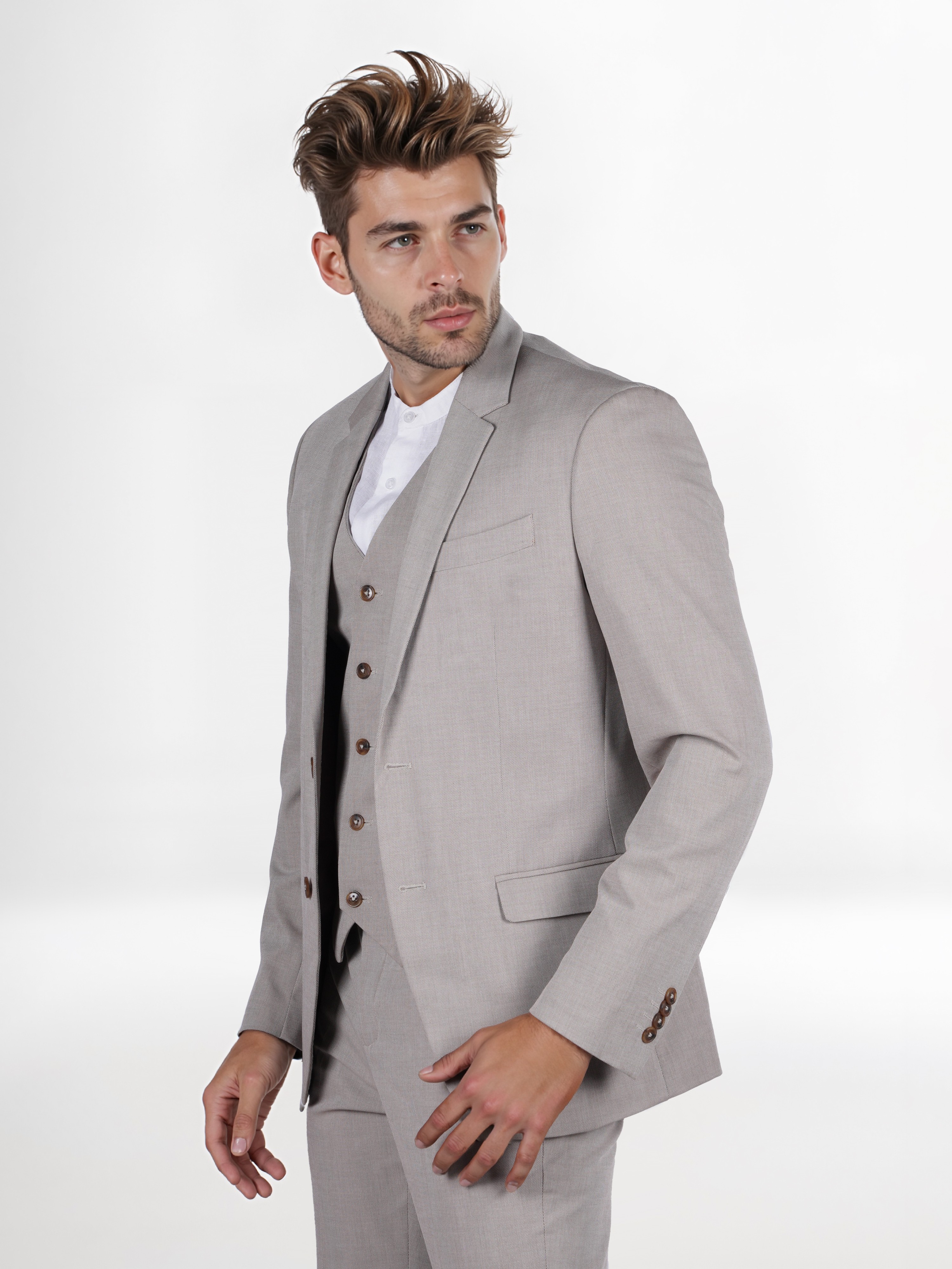 Celio Men Beige Solid Regular Fit Viscose Rayon Formal Blazer