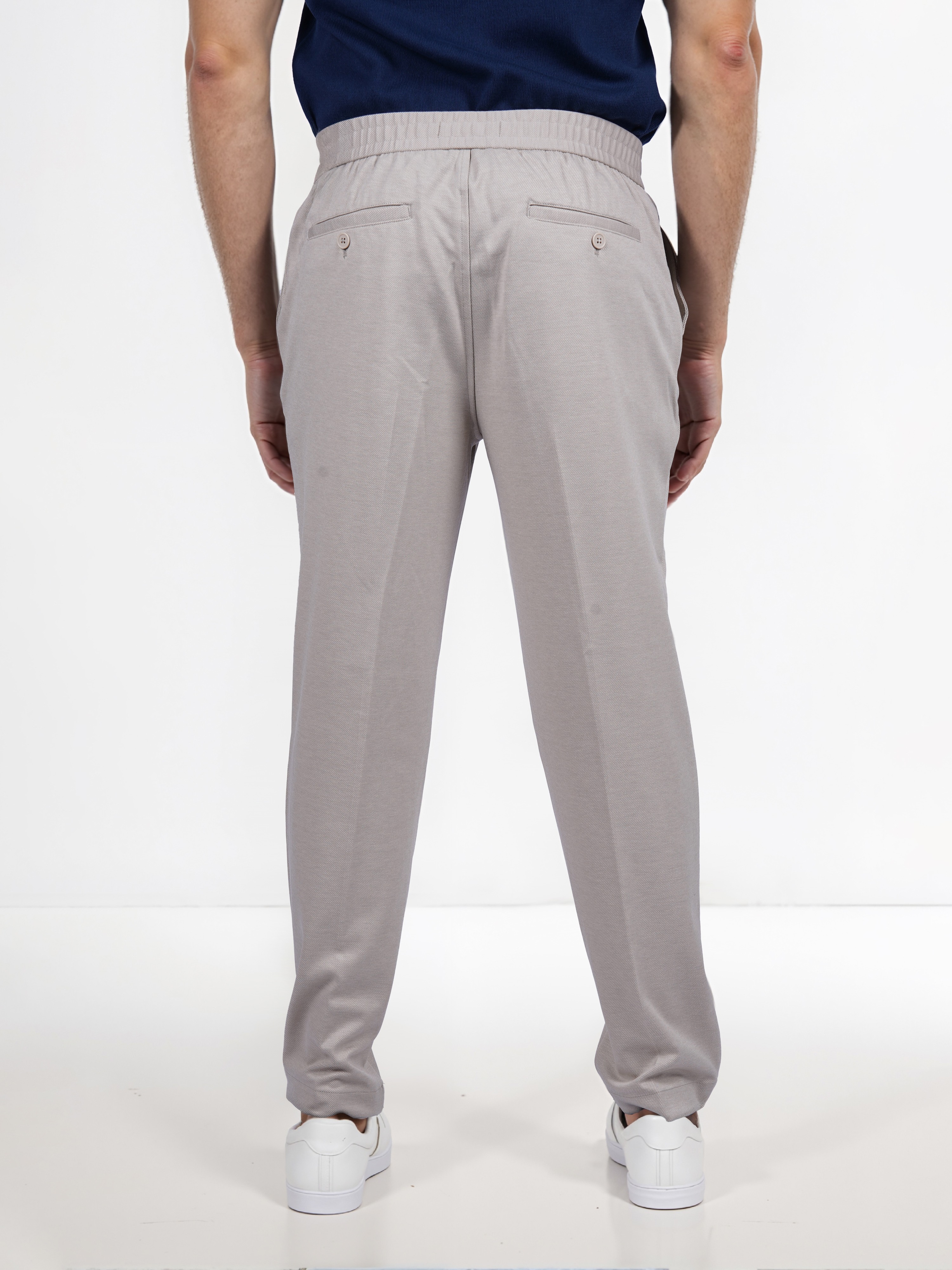Celio Men Beige Solid Regular Fit Viscose Rayon Fashion Trouser