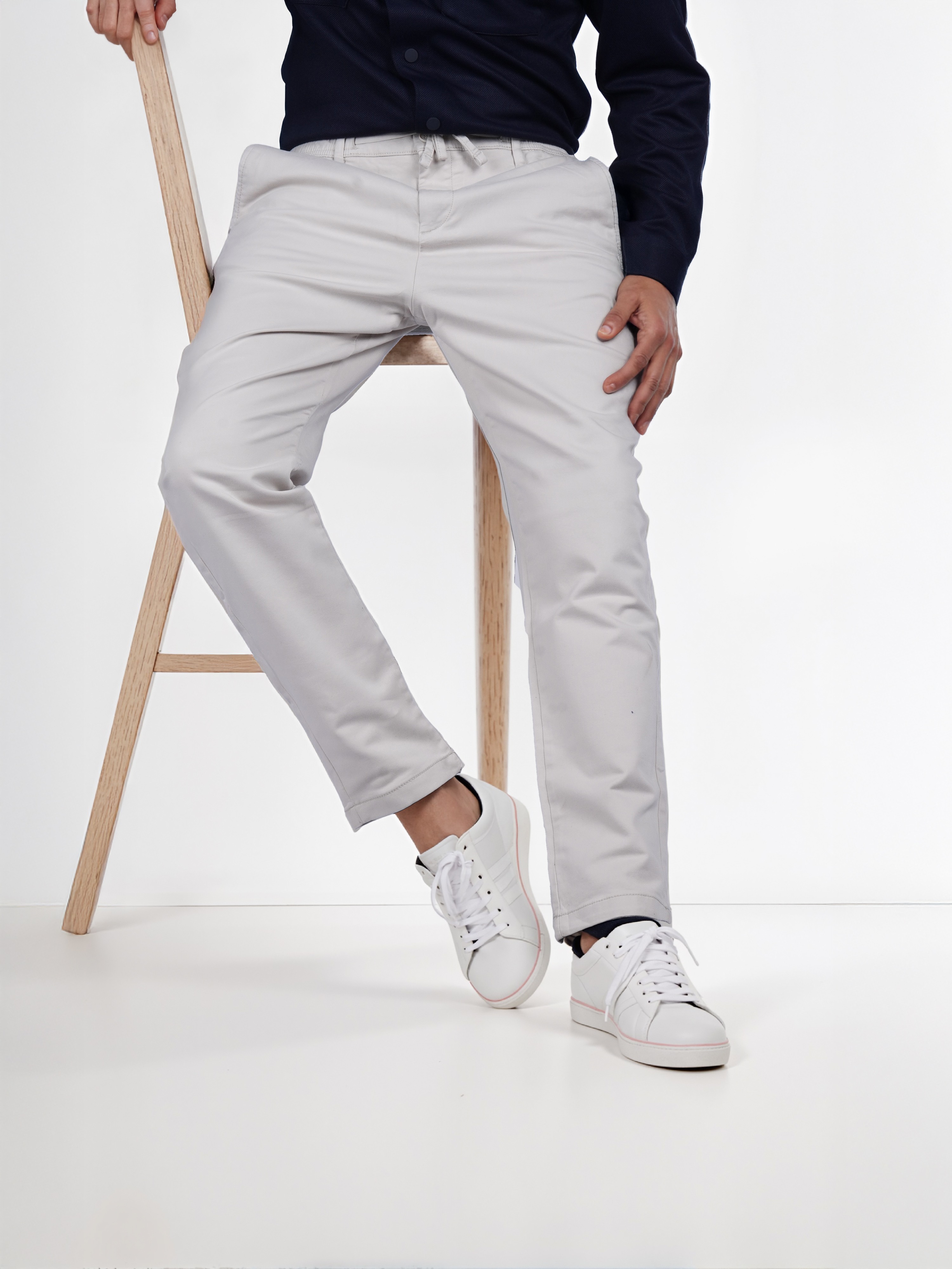 Celio Men Beige Solid Slim Fit Cotton Mid-Rise Fashion Trouser