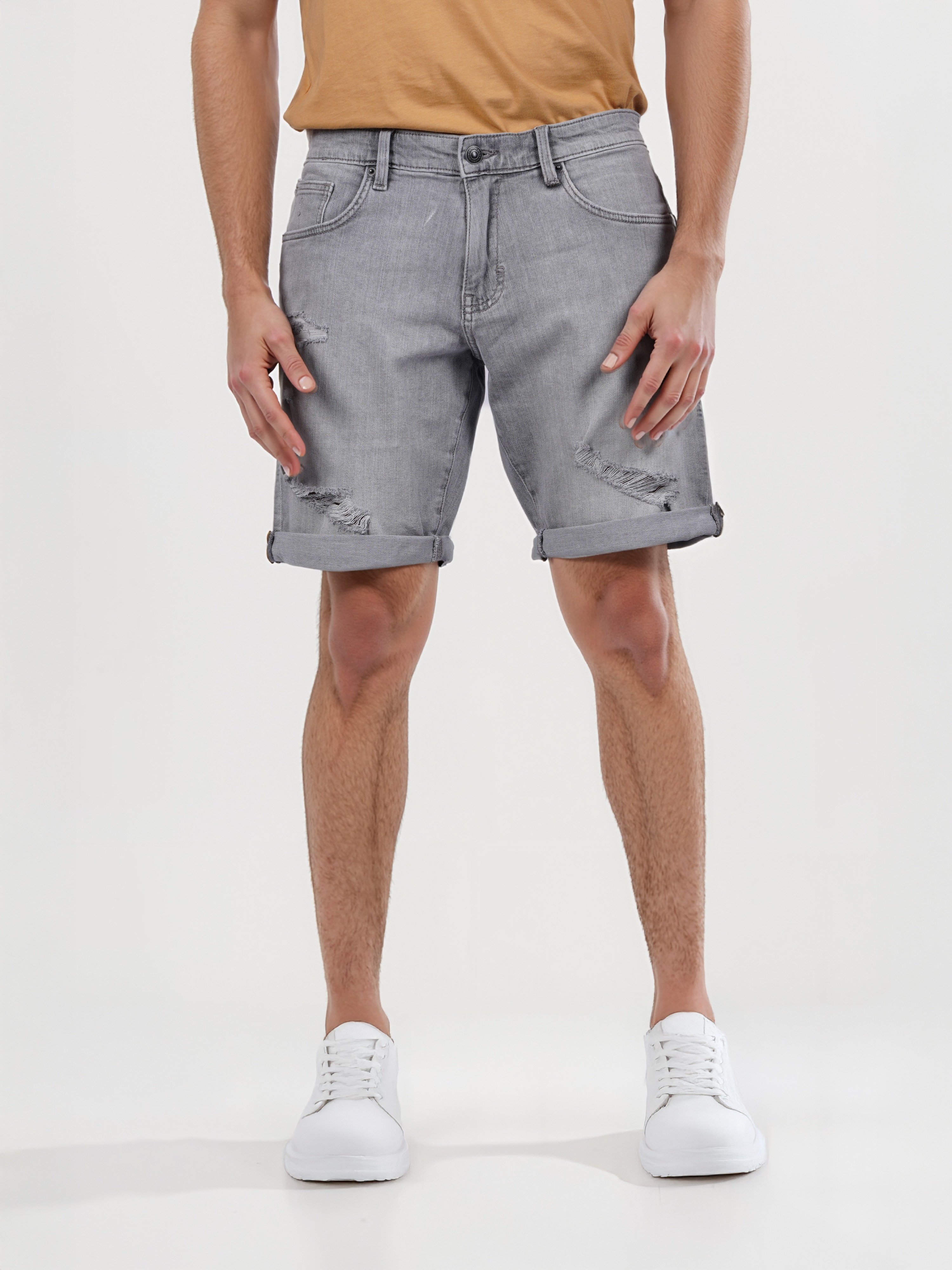 Celio Men Grey Solid Regular Fit Cotton Mid-Rise Denim Bermuda Shorts