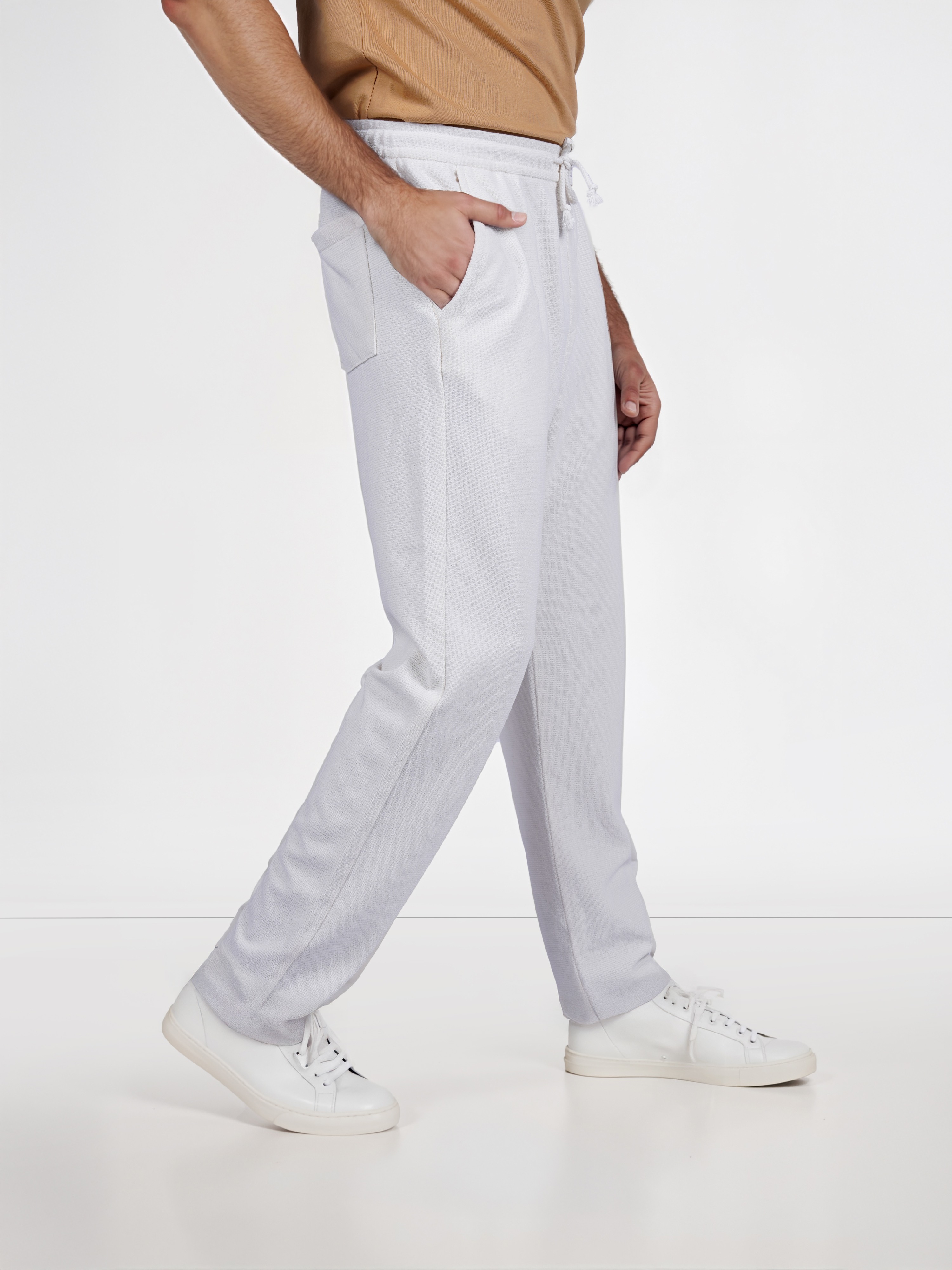 Celio Men White Solid Regular Fit Polyester Fashion Trouser