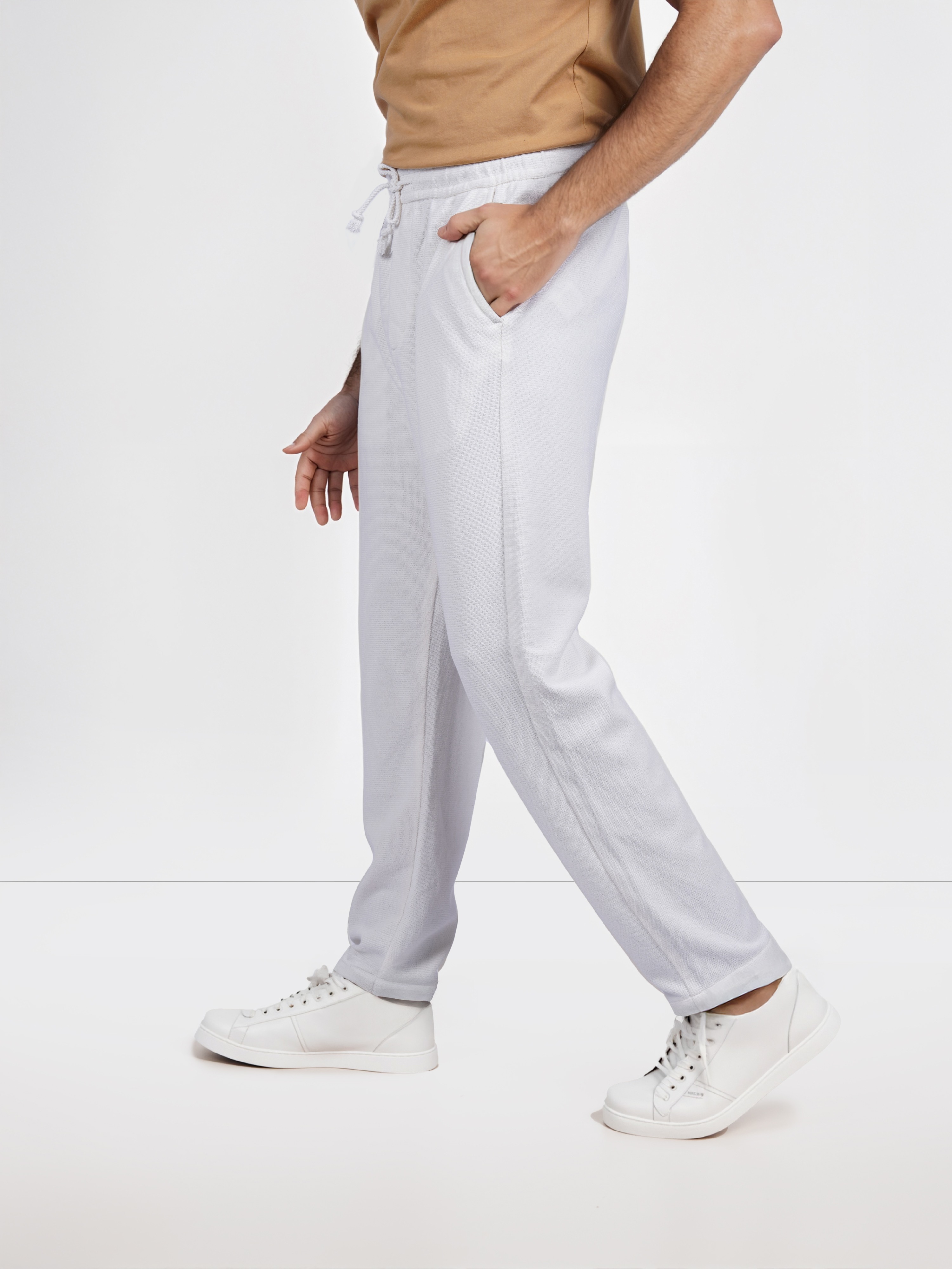 Celio Men White Solid Regular Fit Polyester Fashion Trouser