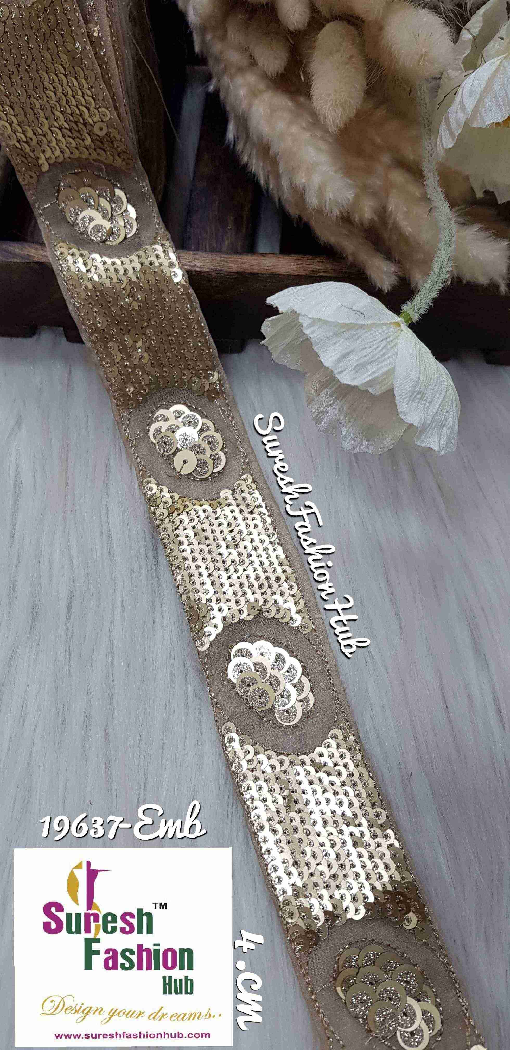 En Vogue Threaded Lace