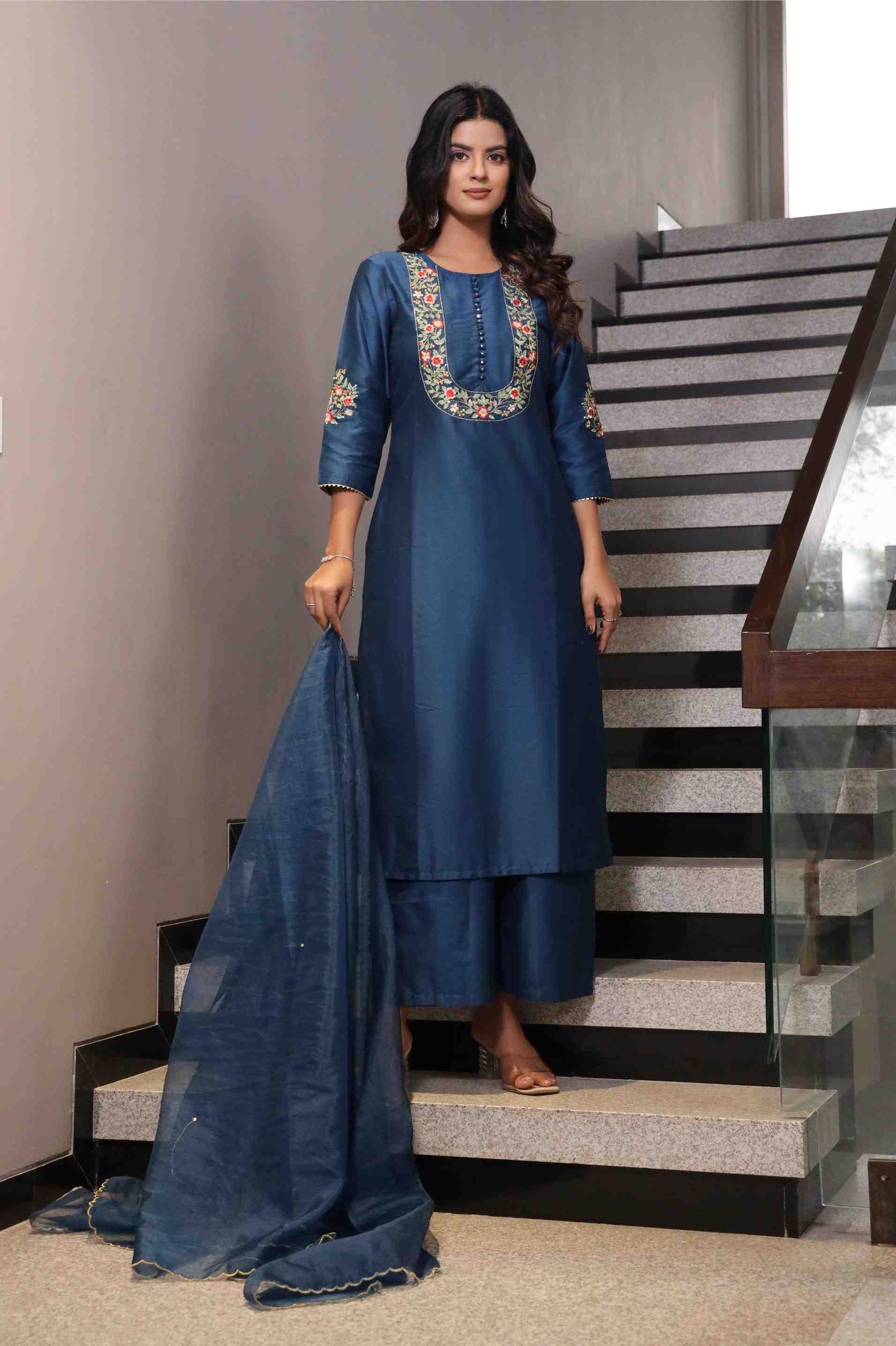 WOMEN''S BLUE EMBROIDERED KURTA SET WITH DUPATTA