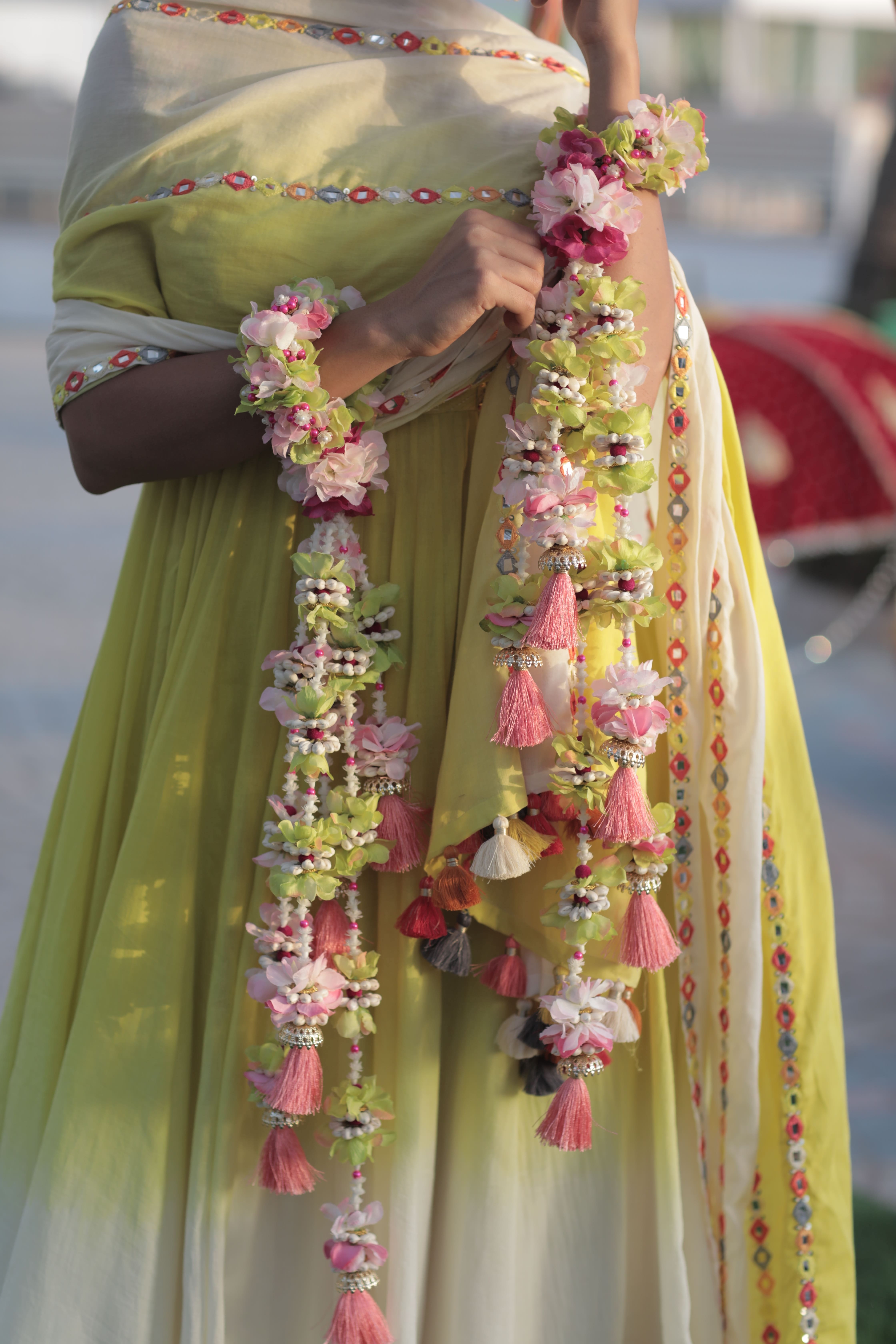Floral art | Pink & Green Kaleera with latkan Work Dry Flower undefined