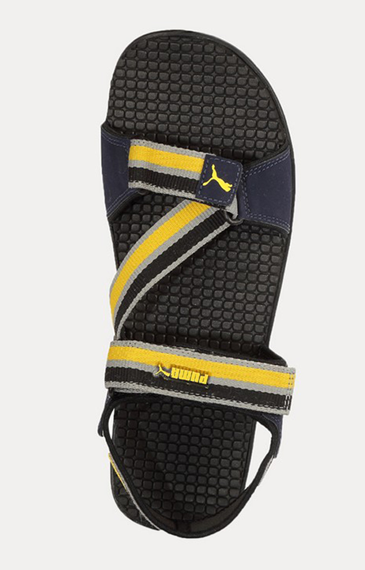 Puma sandals and floaters sale