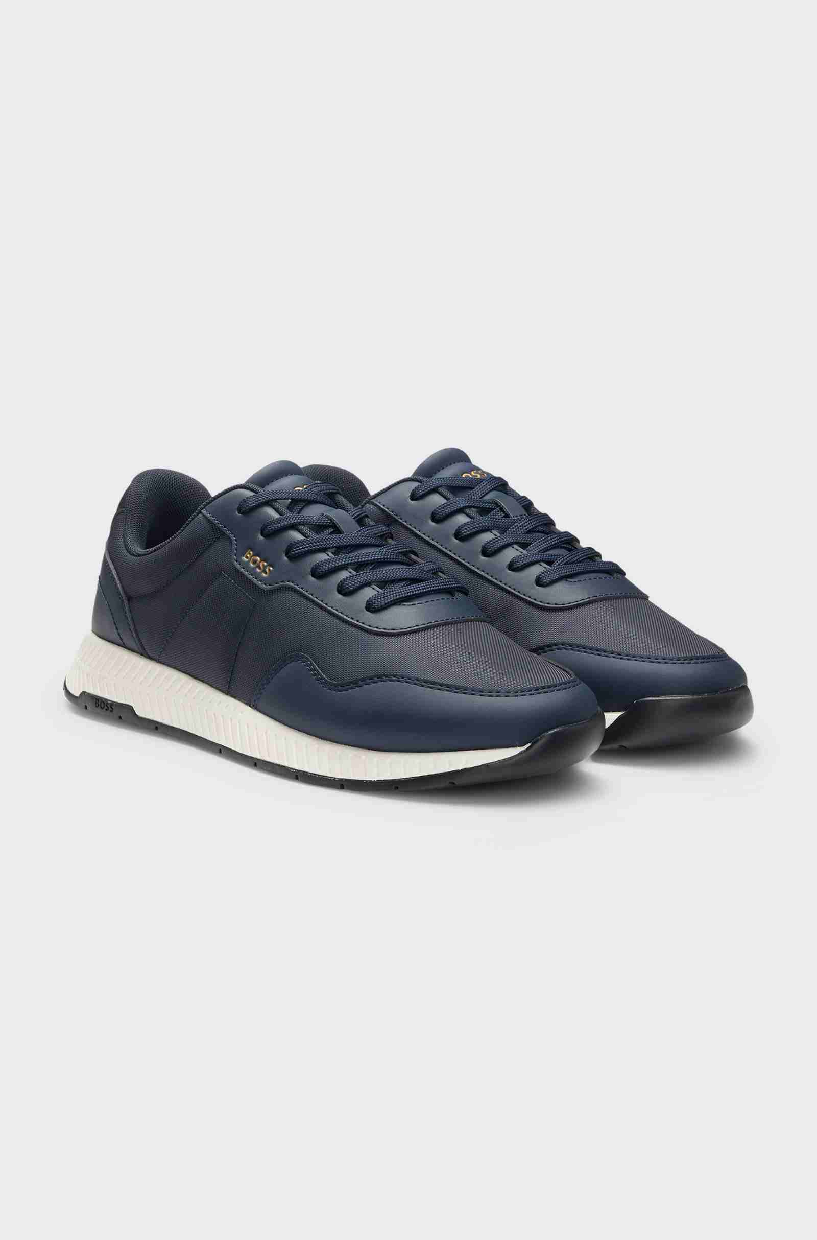 Titanium Runn Sneaker