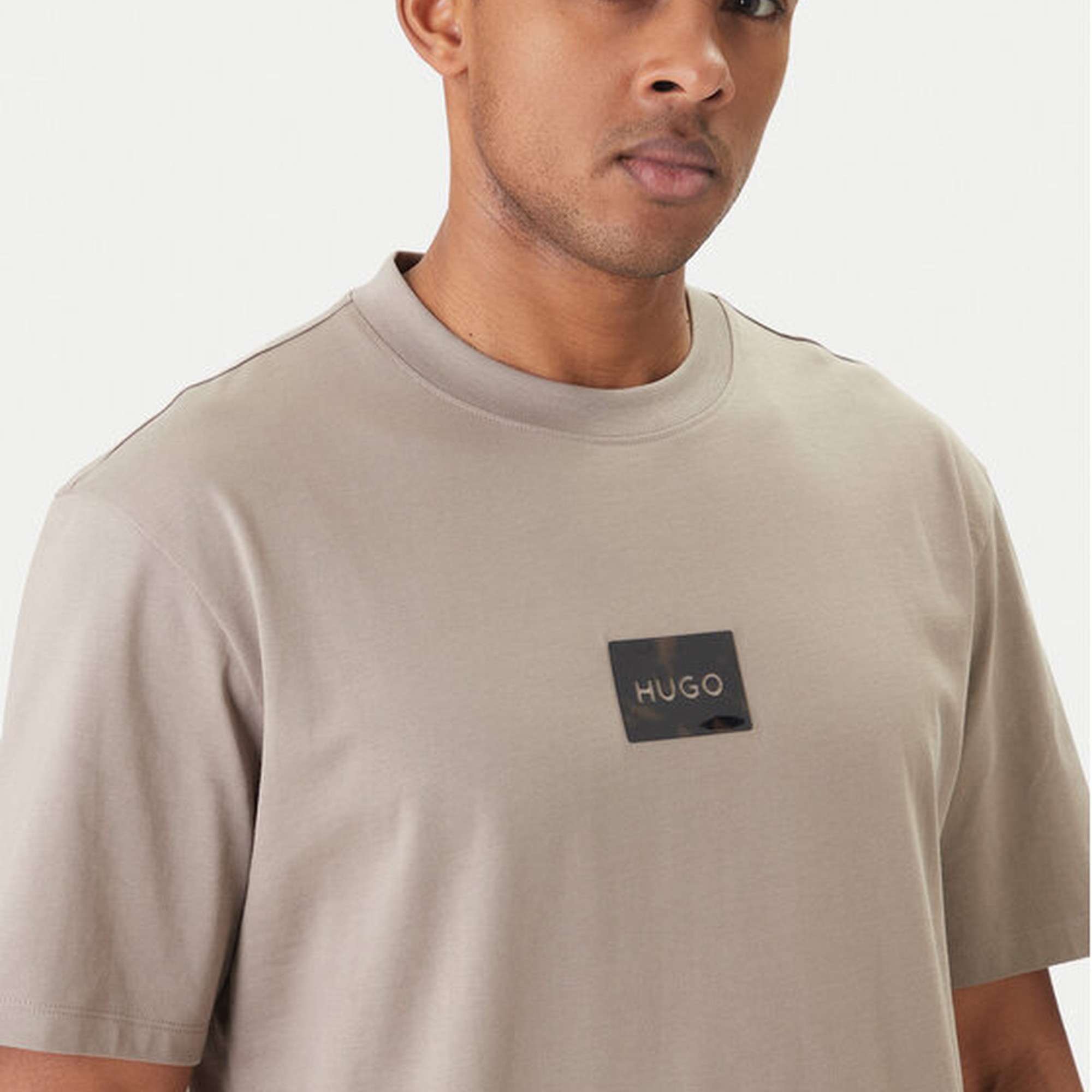 Relaxed-Fit Cotton T-Shirt with Logo Patch