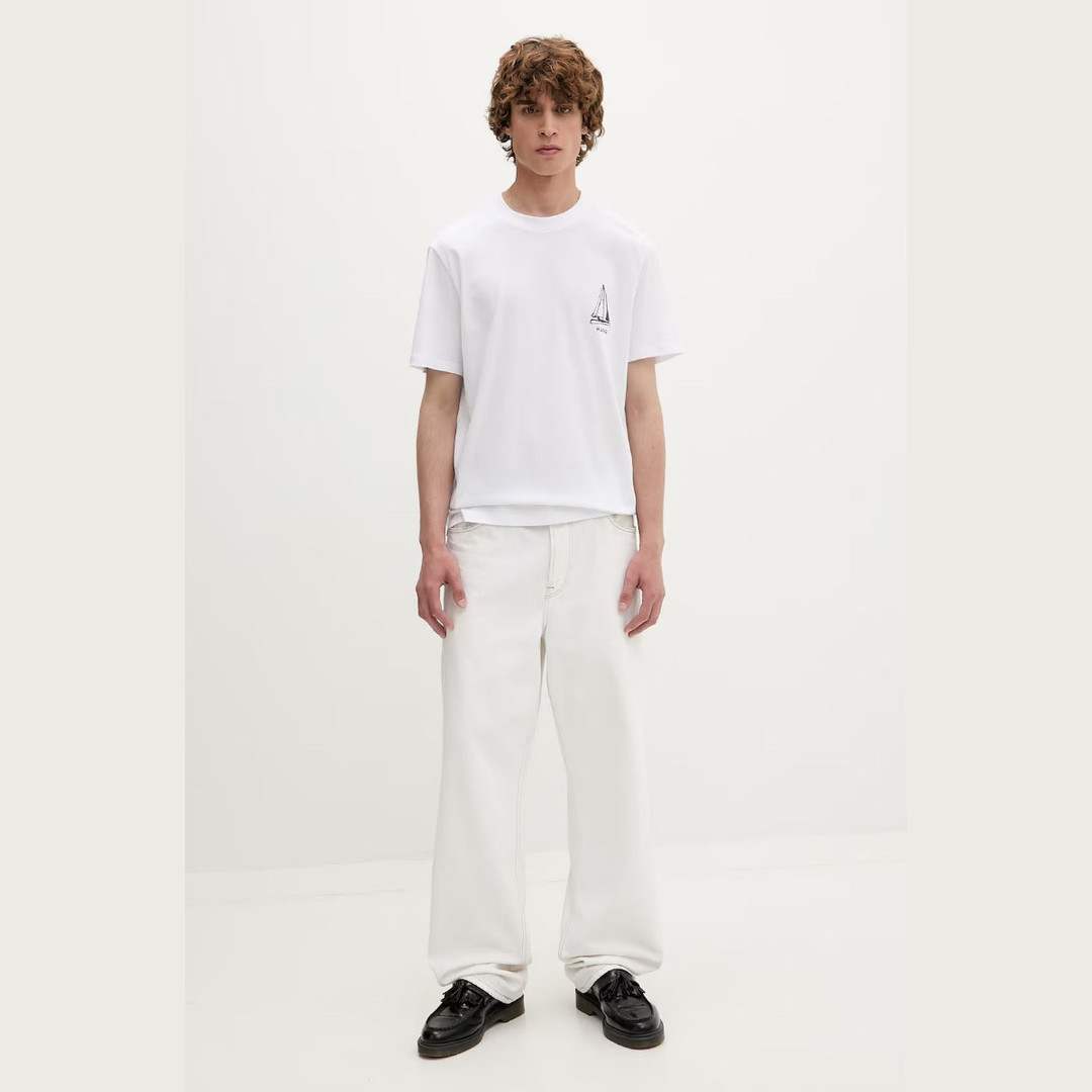 Relaxed-Fit Cotton T-Shirt with Sailing Artwork