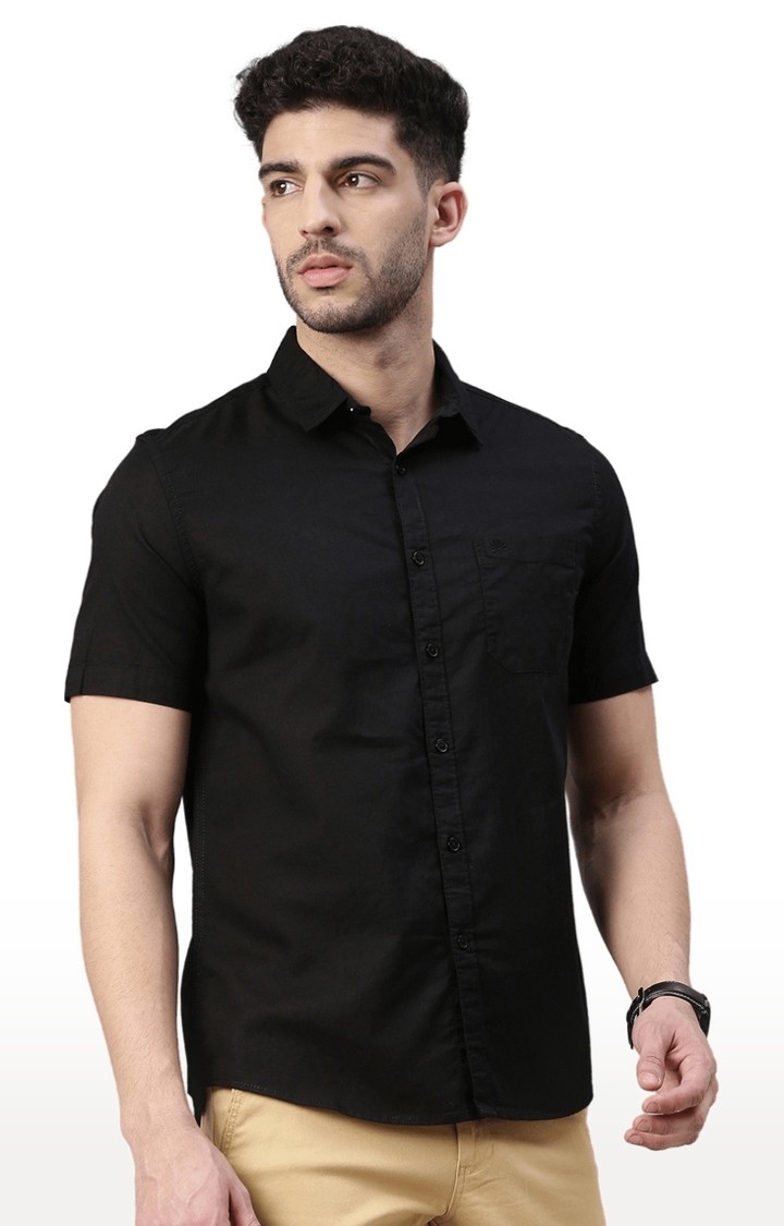 Chennis | Men's Black Cotton Solid Casual Shirt 2