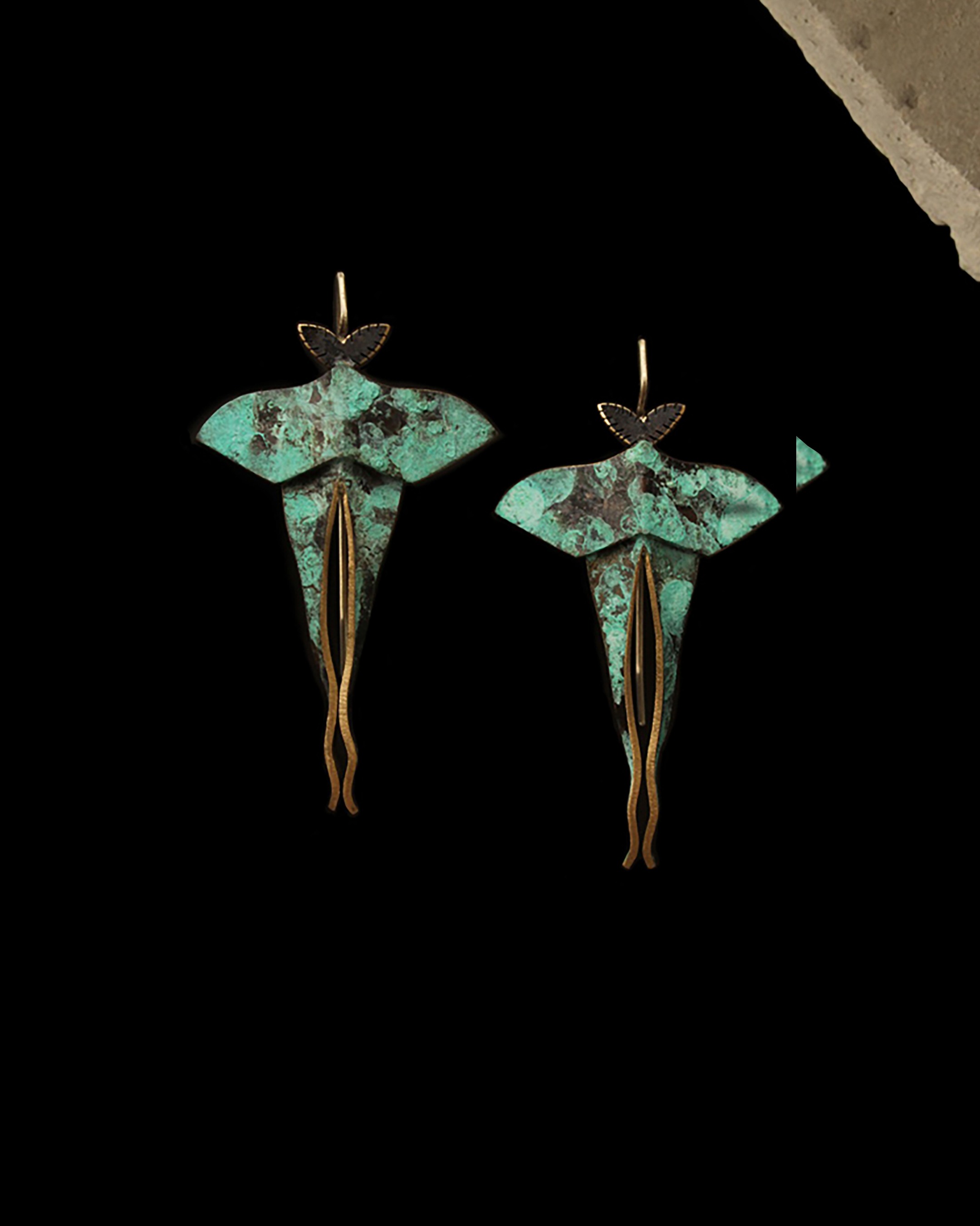 Lunamoth Textured